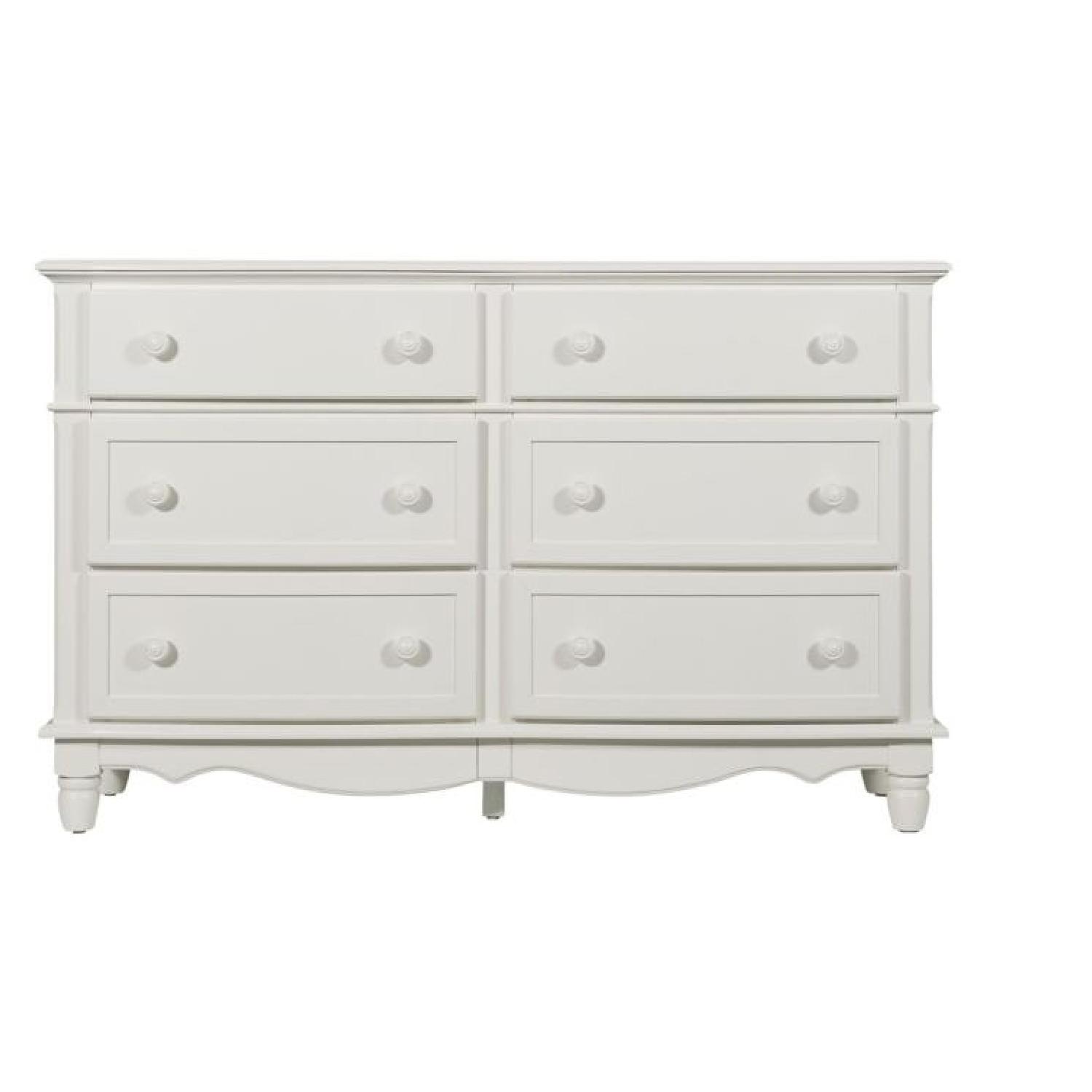 Raymour & Flanigan Willow Point 6Drawer White Dresser AptDeco