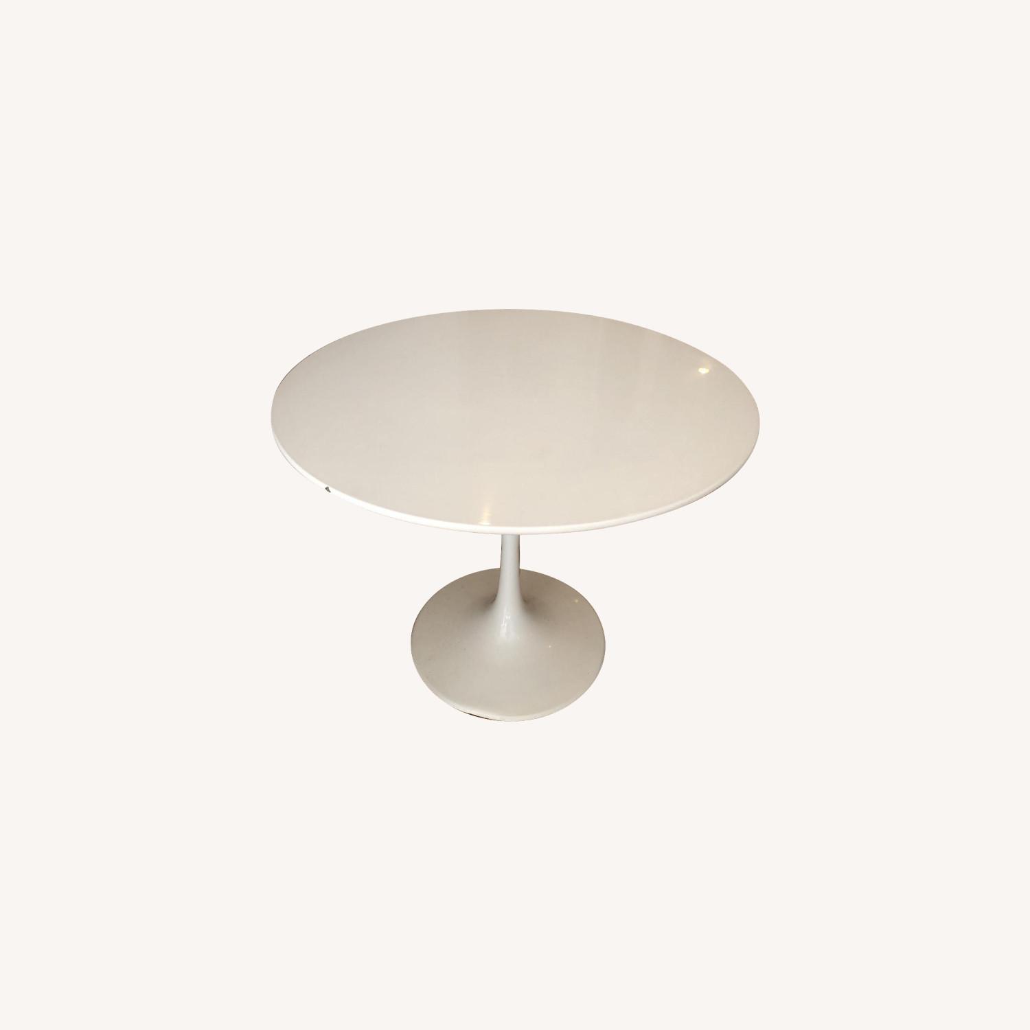 Saarinen Dining Table - image-0