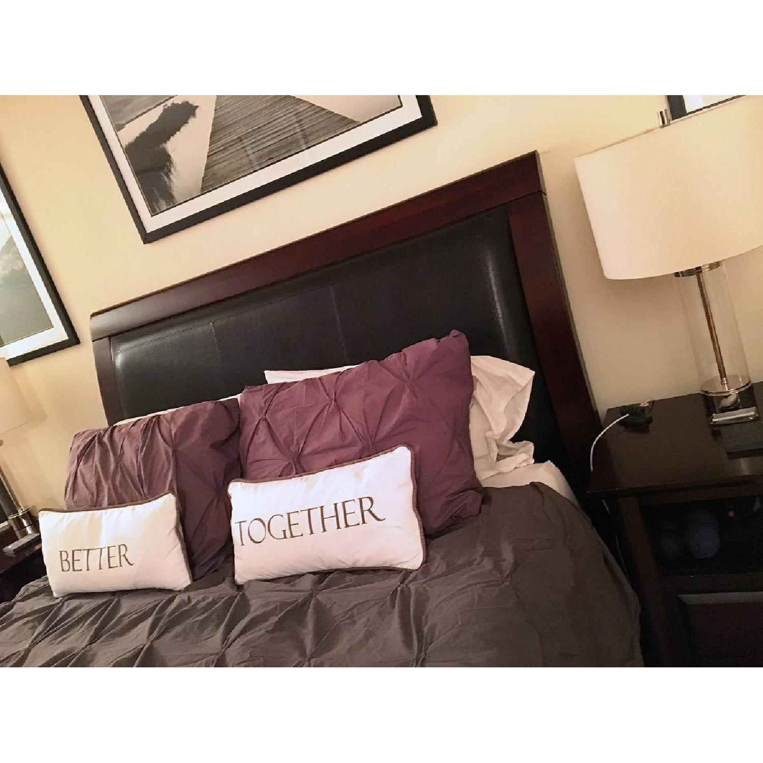 Mahogany Wood 5 Piece Bedroom Set - image-2