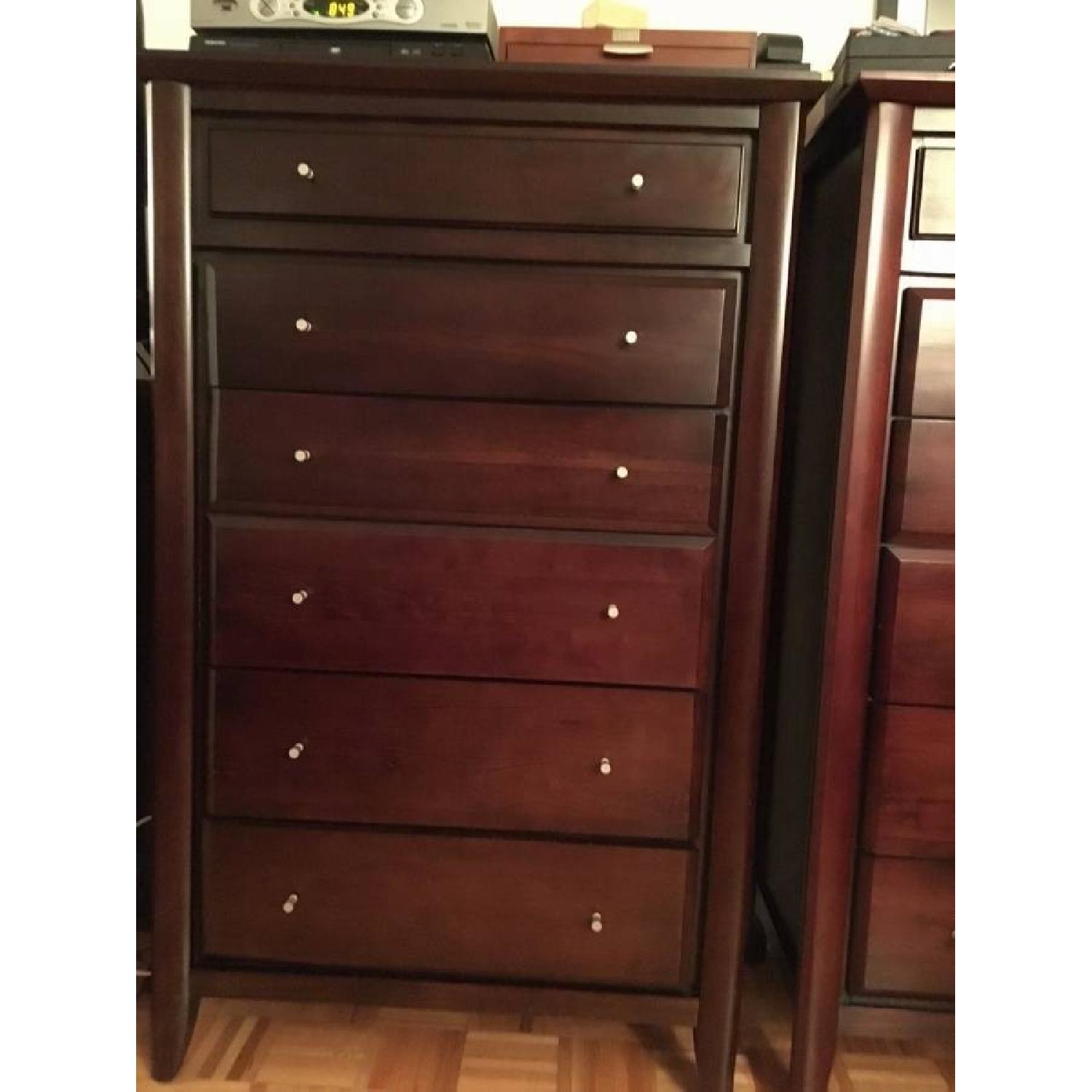 Mahogany Wood 5 Piece Bedroom Set - image-3