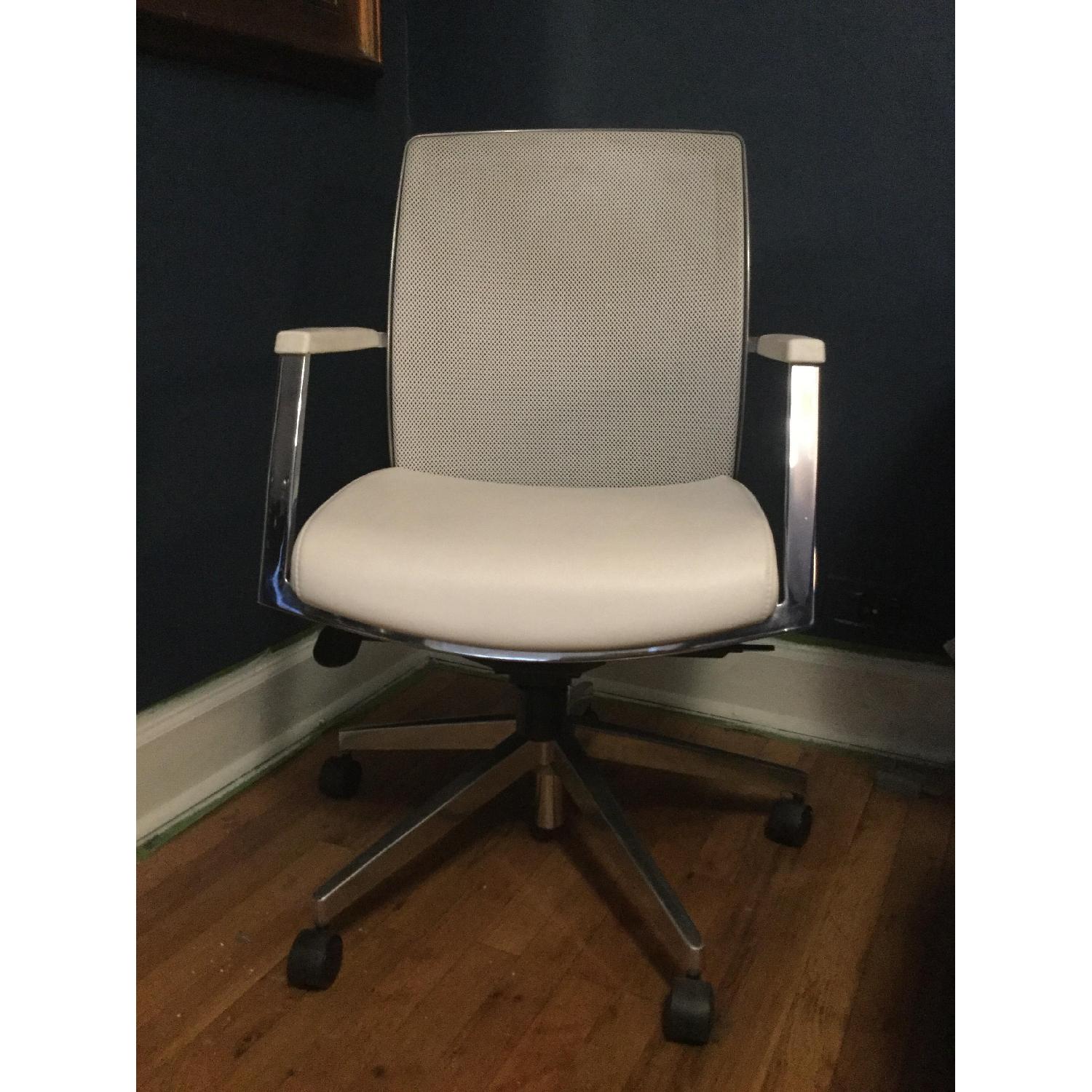 Dauphin White Leather Office Chair - image-1