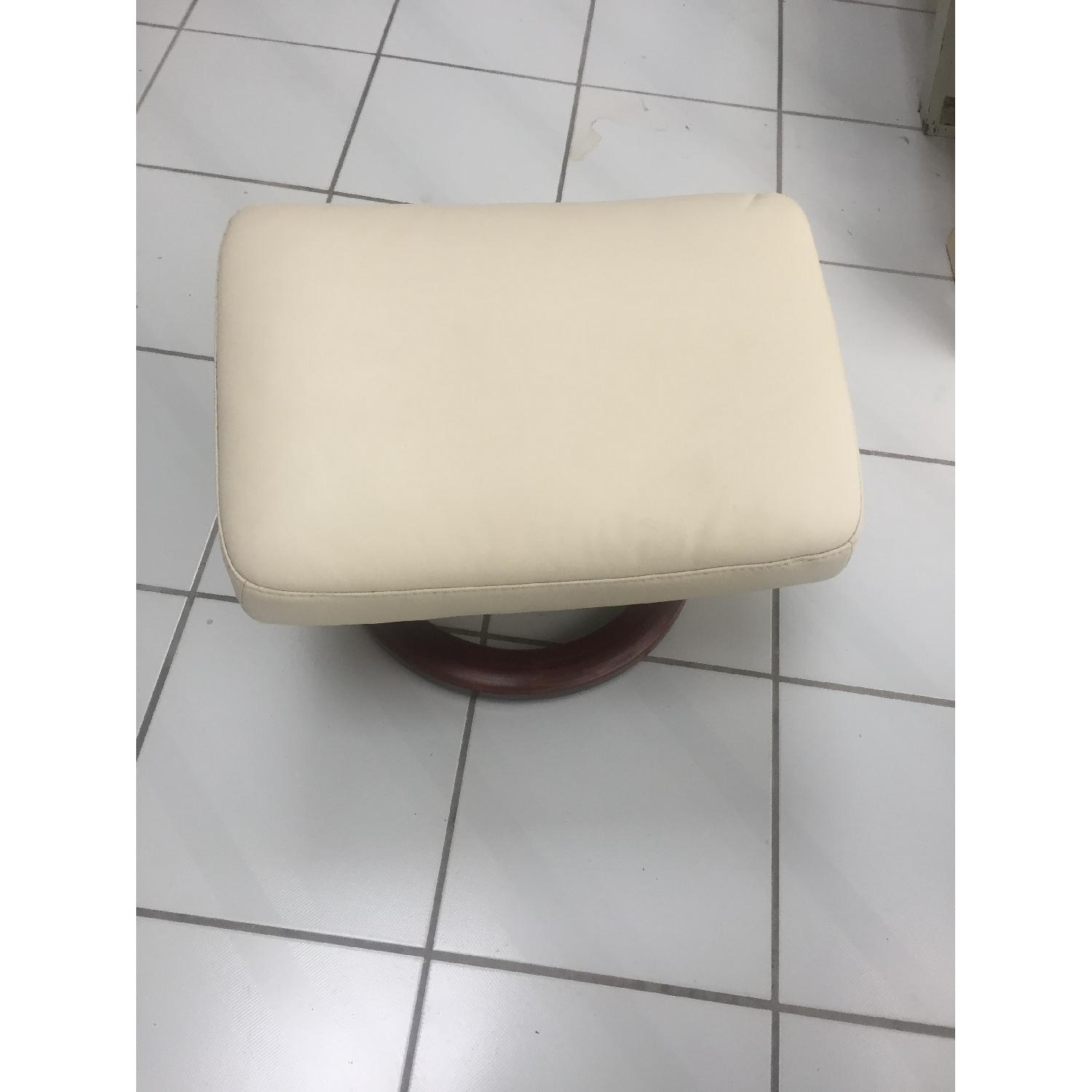 Ekornes Stressless Recliner & Ottoman - image-5