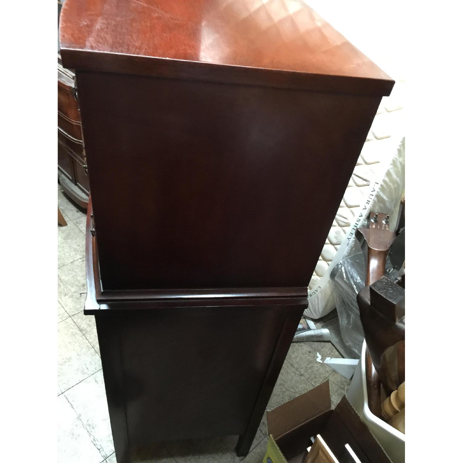 1940s Dixis Mahogany Dresser - image-9