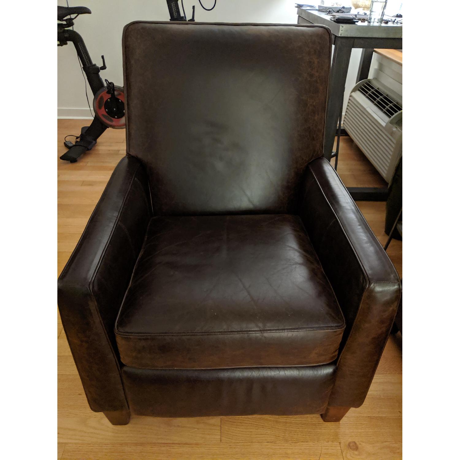 Haverty's Macon Urban Leather Recliner AptDeco