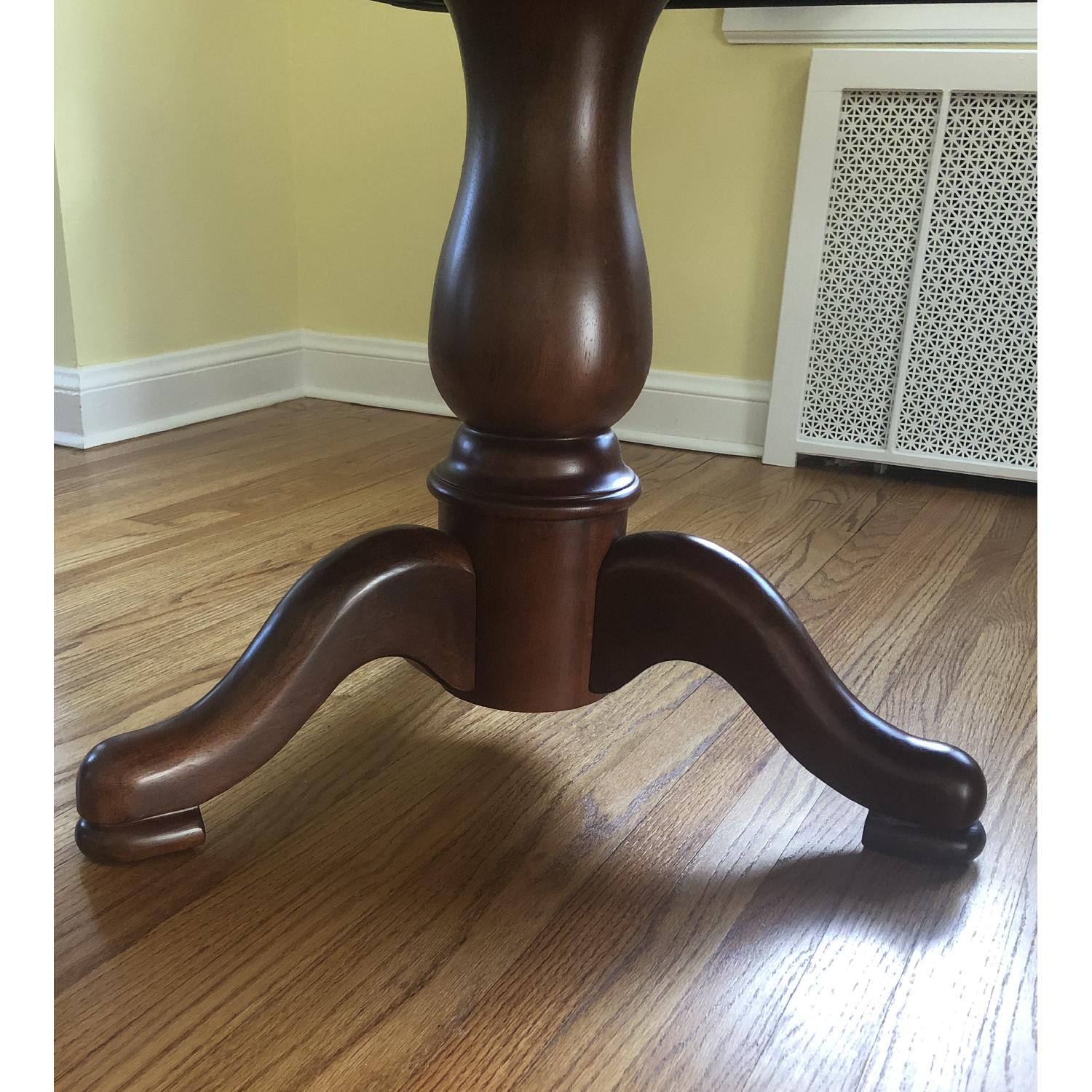 Thomasville Legacy Extendable 7-Piece Dining Set - image-6