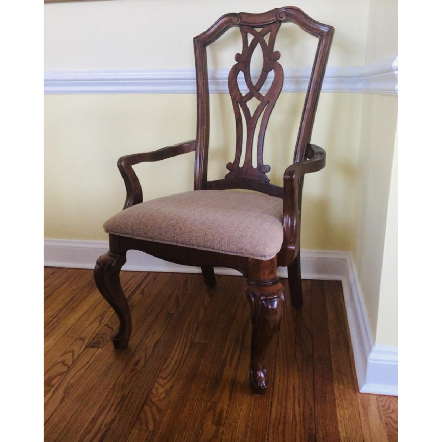 Thomasville Legacy Extendable 7-Piece Dining Set - image-7