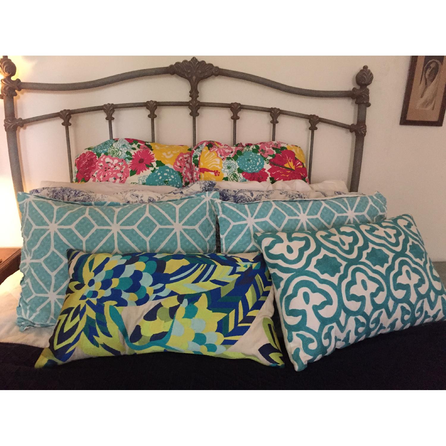 Wesley Allen Merrick Wrought Iron Queen Bed - image-9