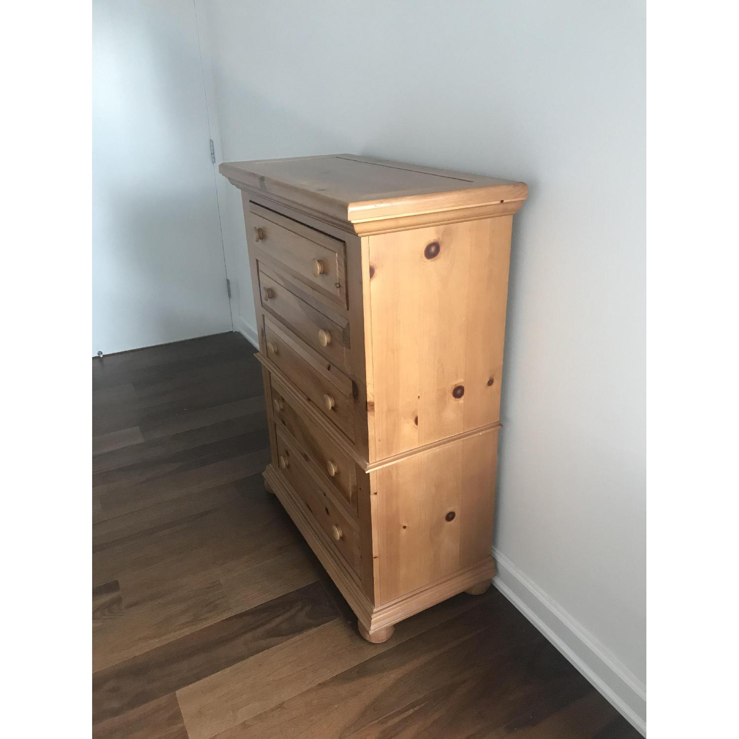 Broyhill Furniture Five-Drawer Tall Chest - image-3