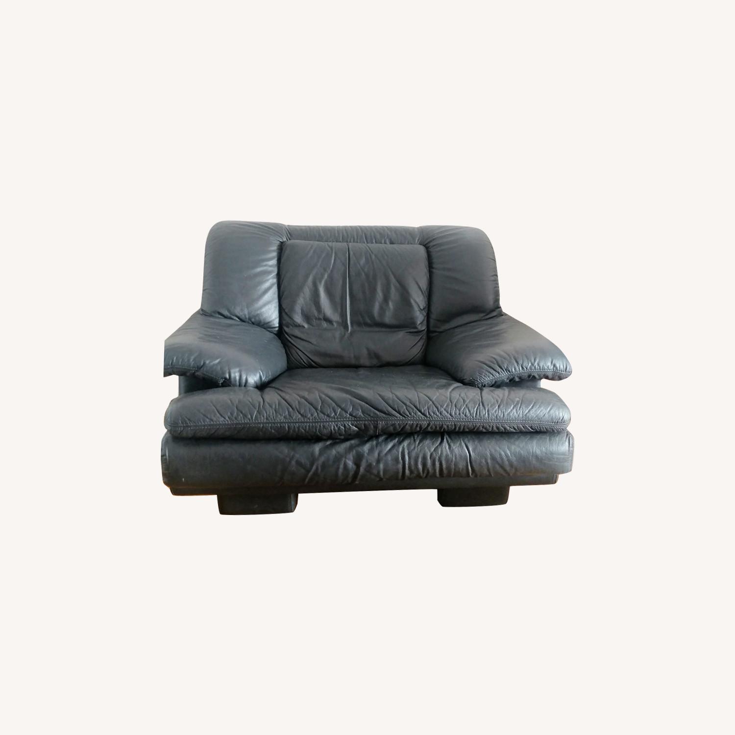 Natuzzi Italian Leather Sofa Chairs AptDeco