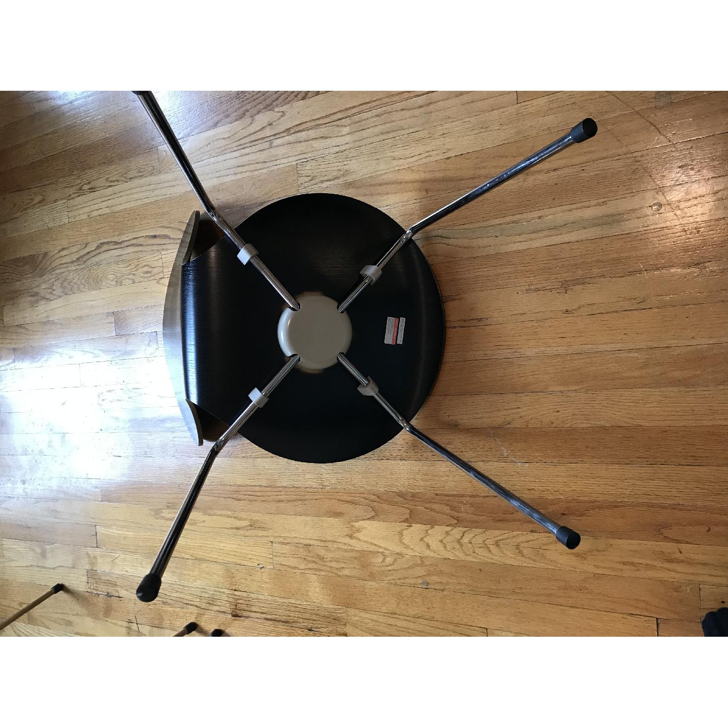 Arne Jacobsen Series 7 Chairs - image-10