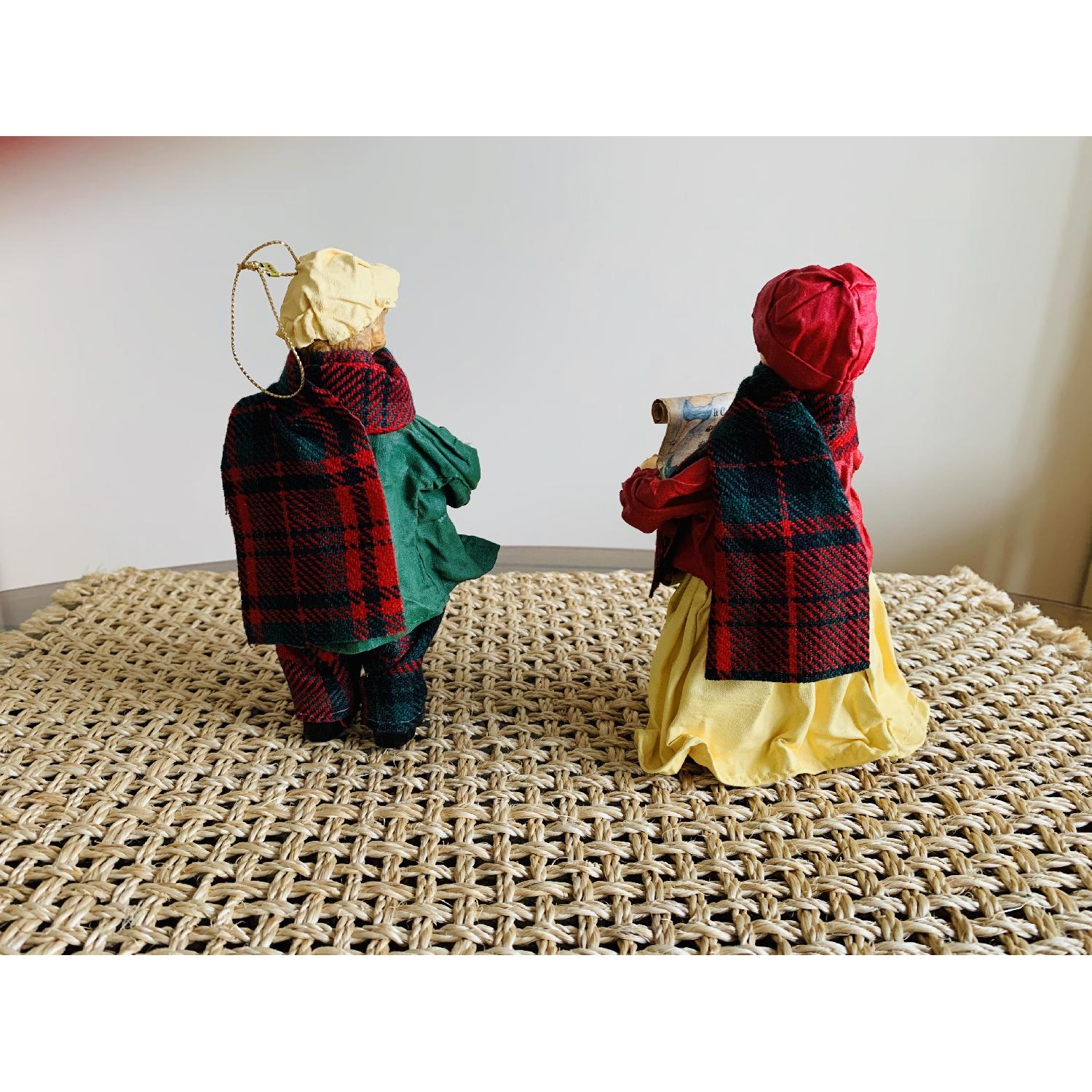 Kurt S Adler Christmas Carolers Figurines - image-2