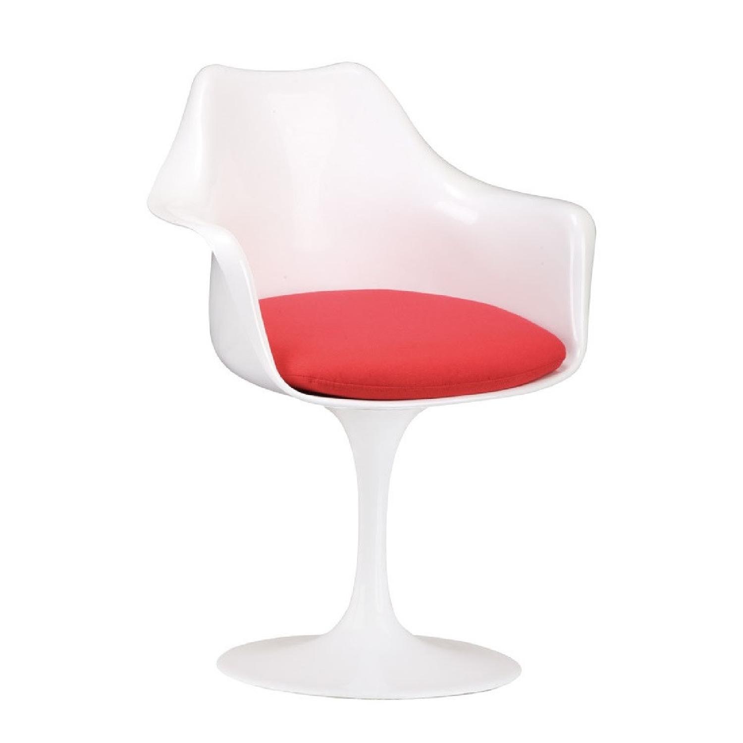 Eero Saarinen Tulip Chair Replica AptDeco