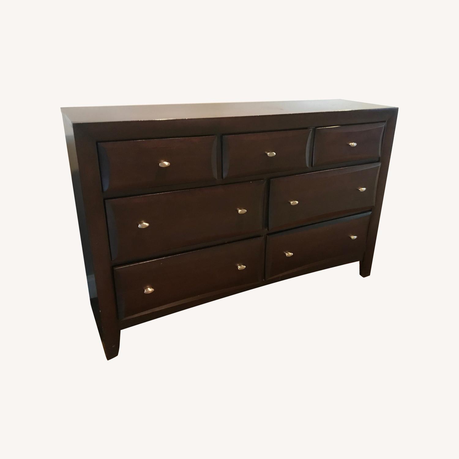 Bob's Furniture 7 Drawer Dresser AptDeco