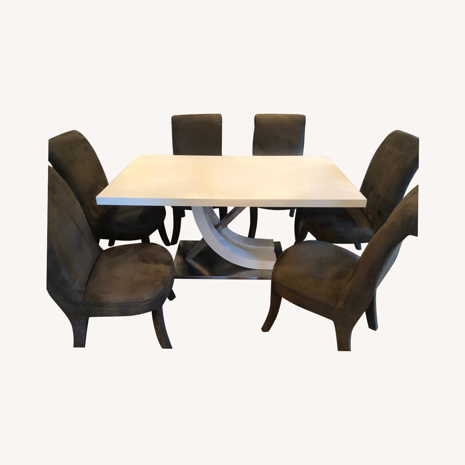 White and Olive Green Fortunoff Dining Room Set AptDeco