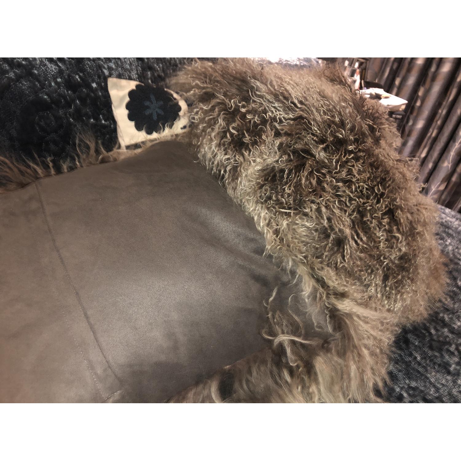 Fur pillows - image-1