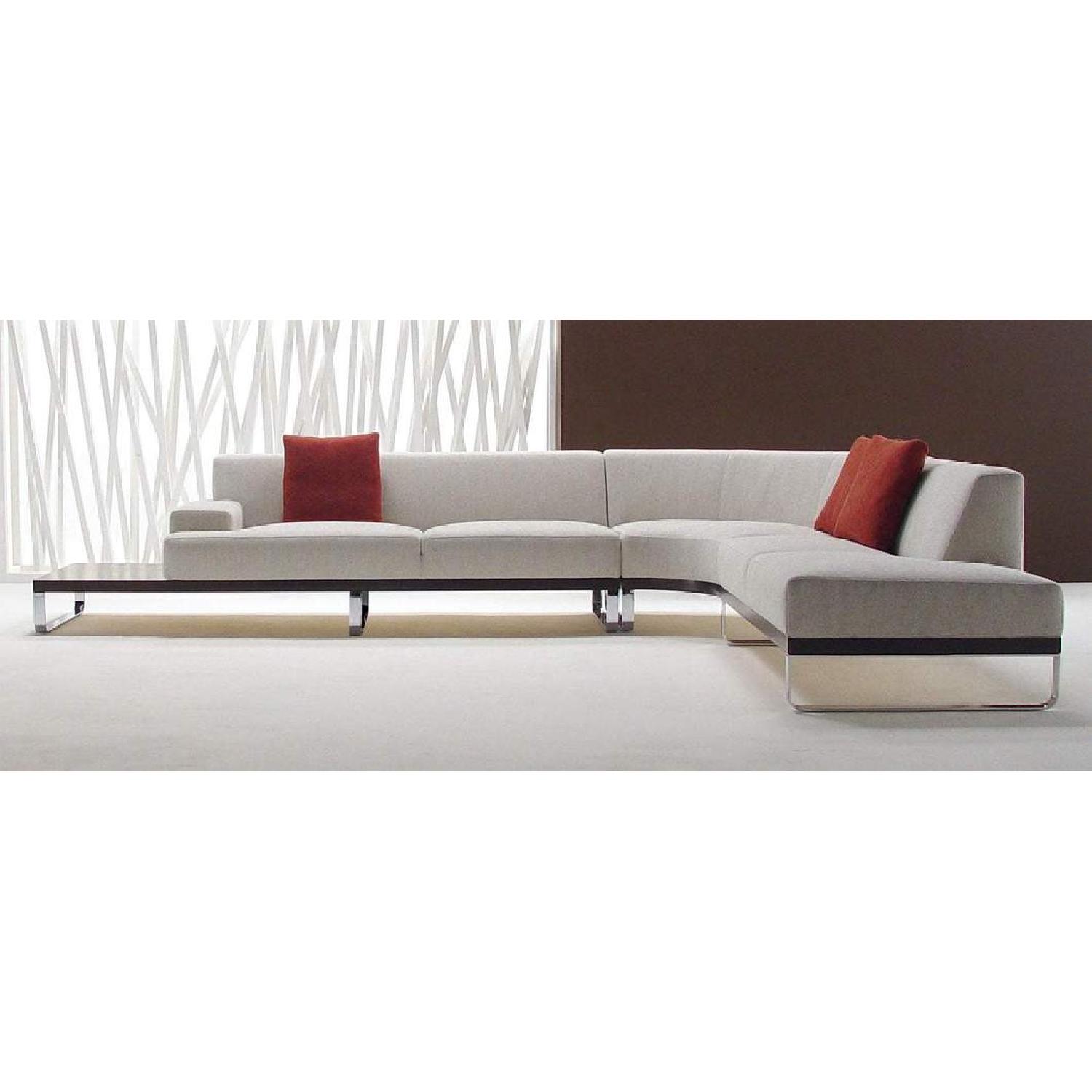 Dellarobbia Sodeo Sectional Sofa - image-6