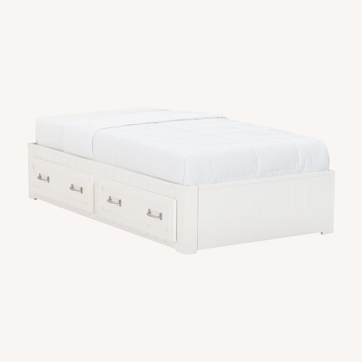 Pottery Barn Belden Bed (twin) AptDeco