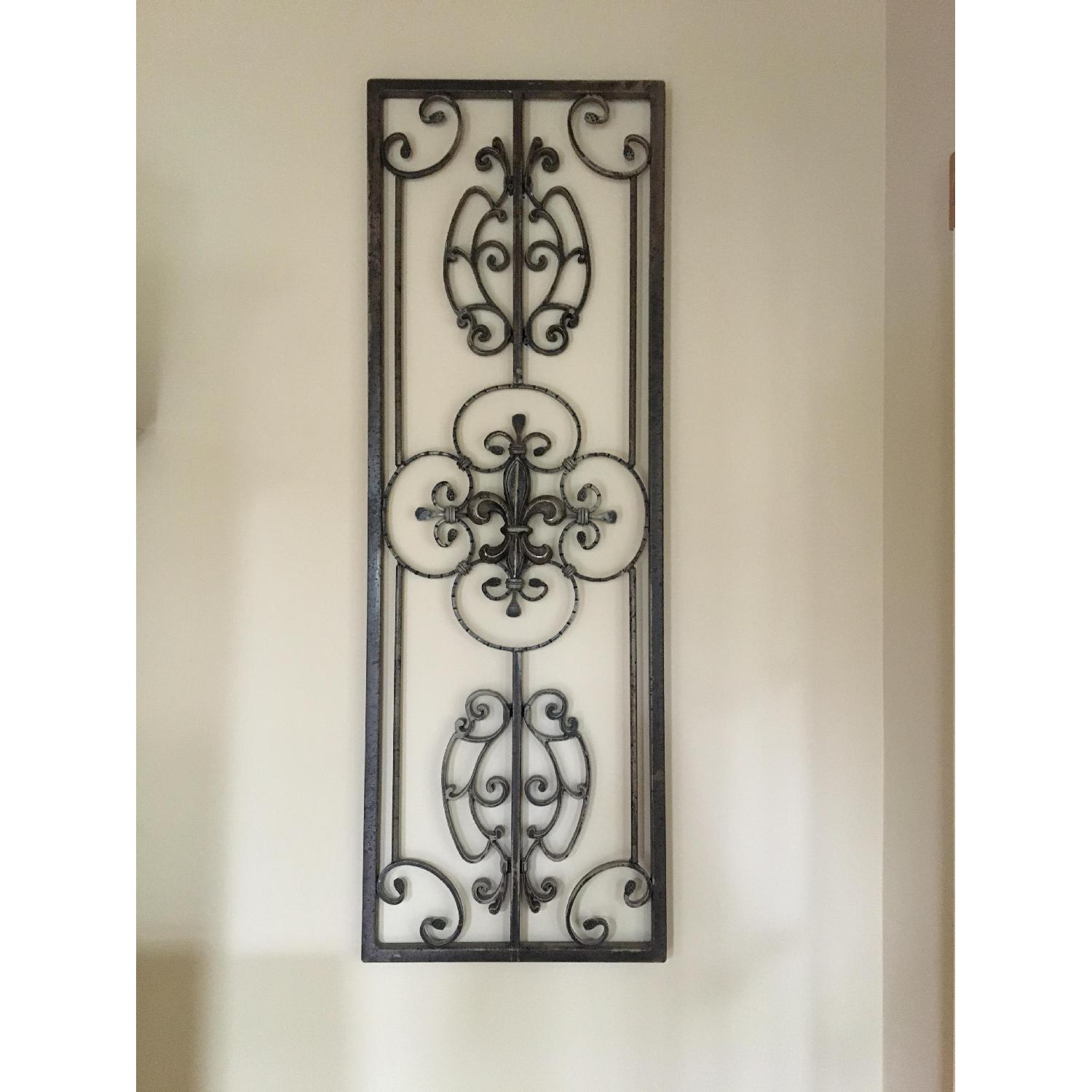 Fleur de Lis Iron Wall Decor - image-2