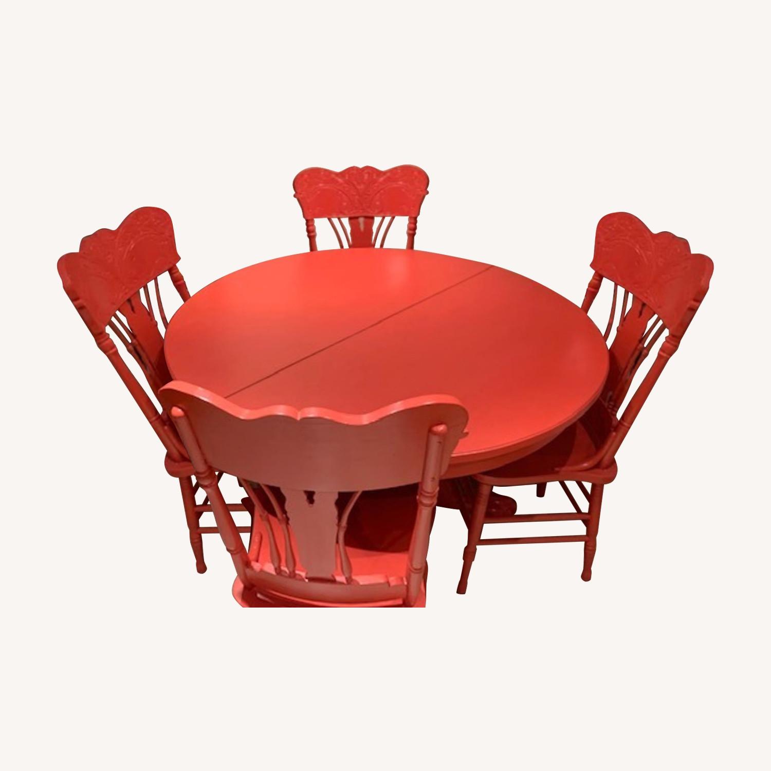 Solid Oak antique table and chairs AptDeco