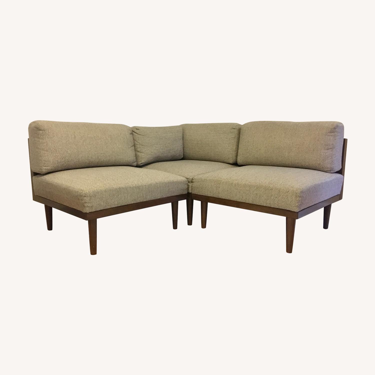 INK+IVY Corner Sectional - image-0