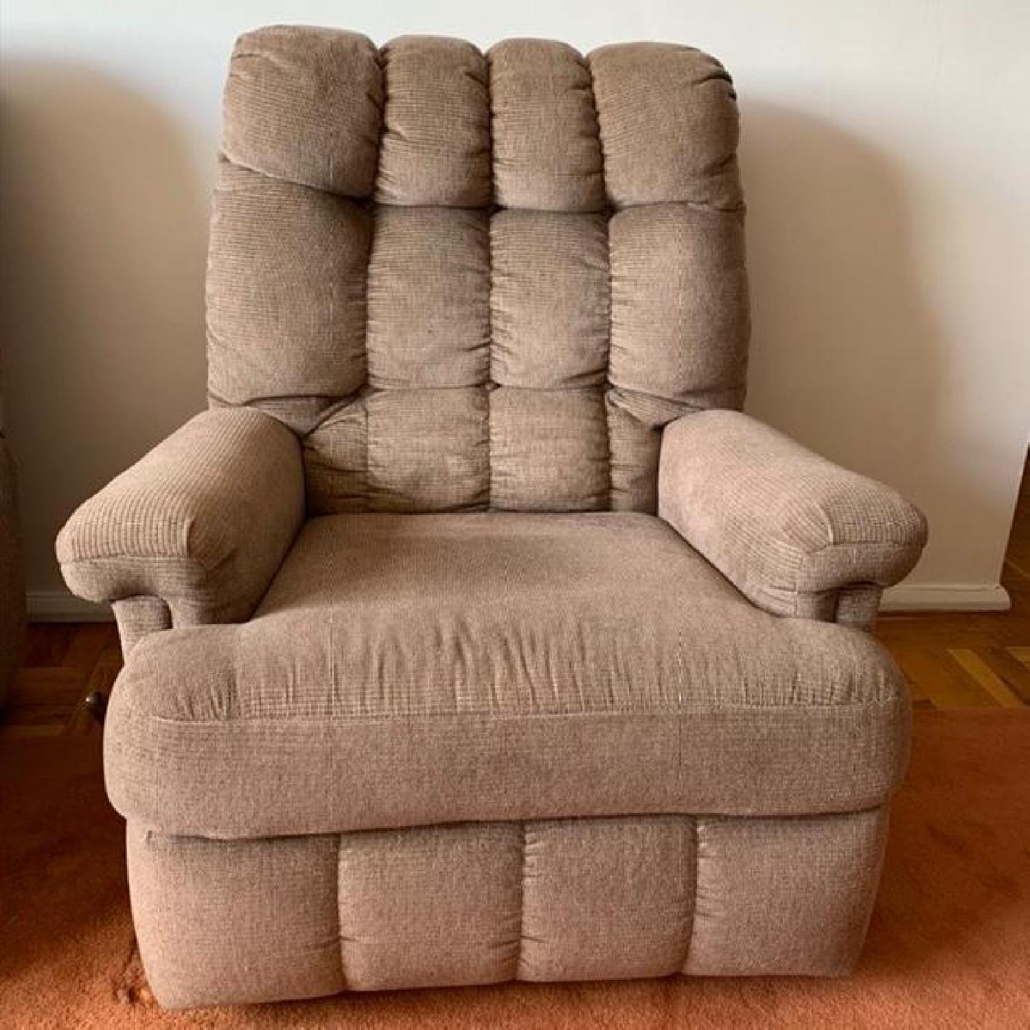 Comfortable Recliner Chair - image-1