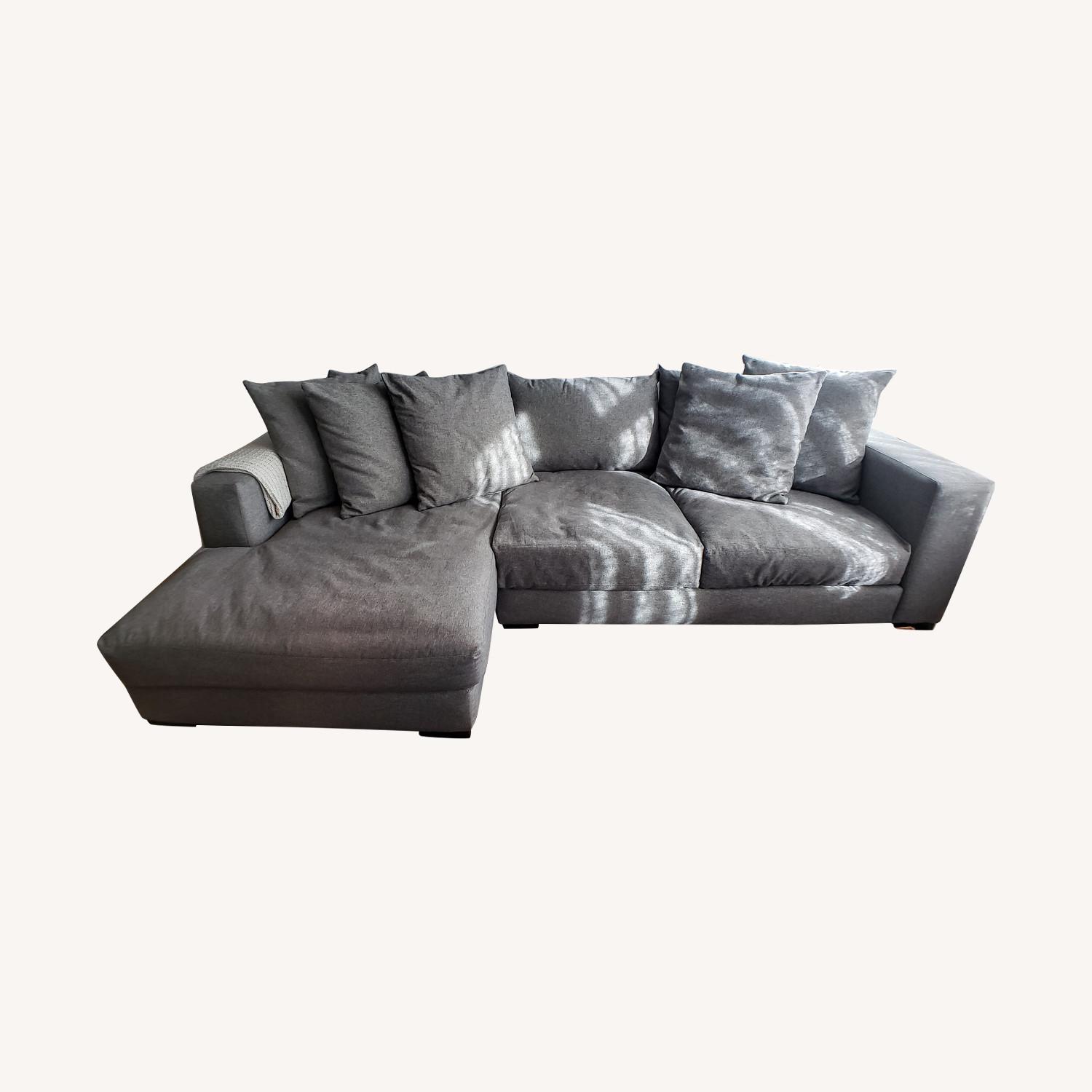 Jordan's Furniture Modular Sectional Heather Gray - image-0