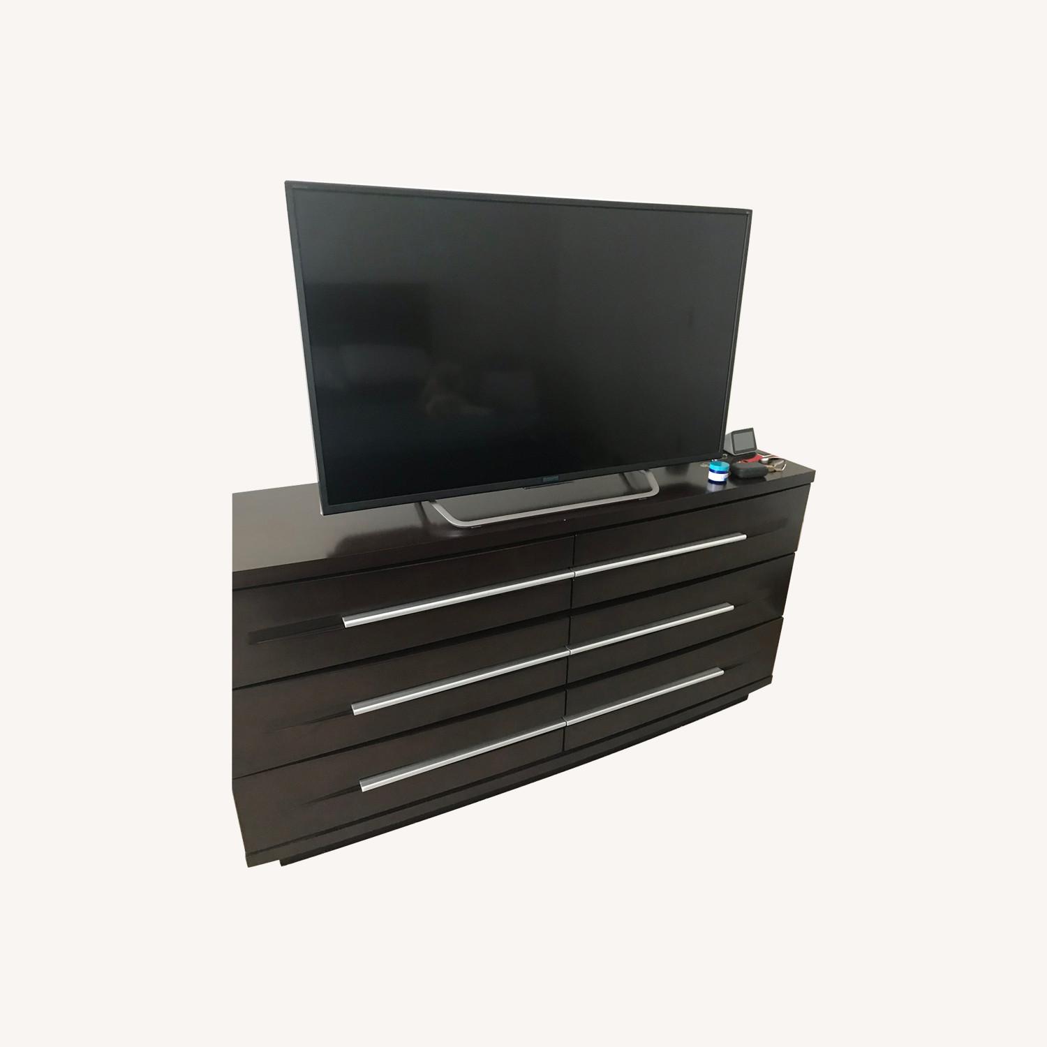 Raymour & Flanigan Bedroom Dresser - image-0