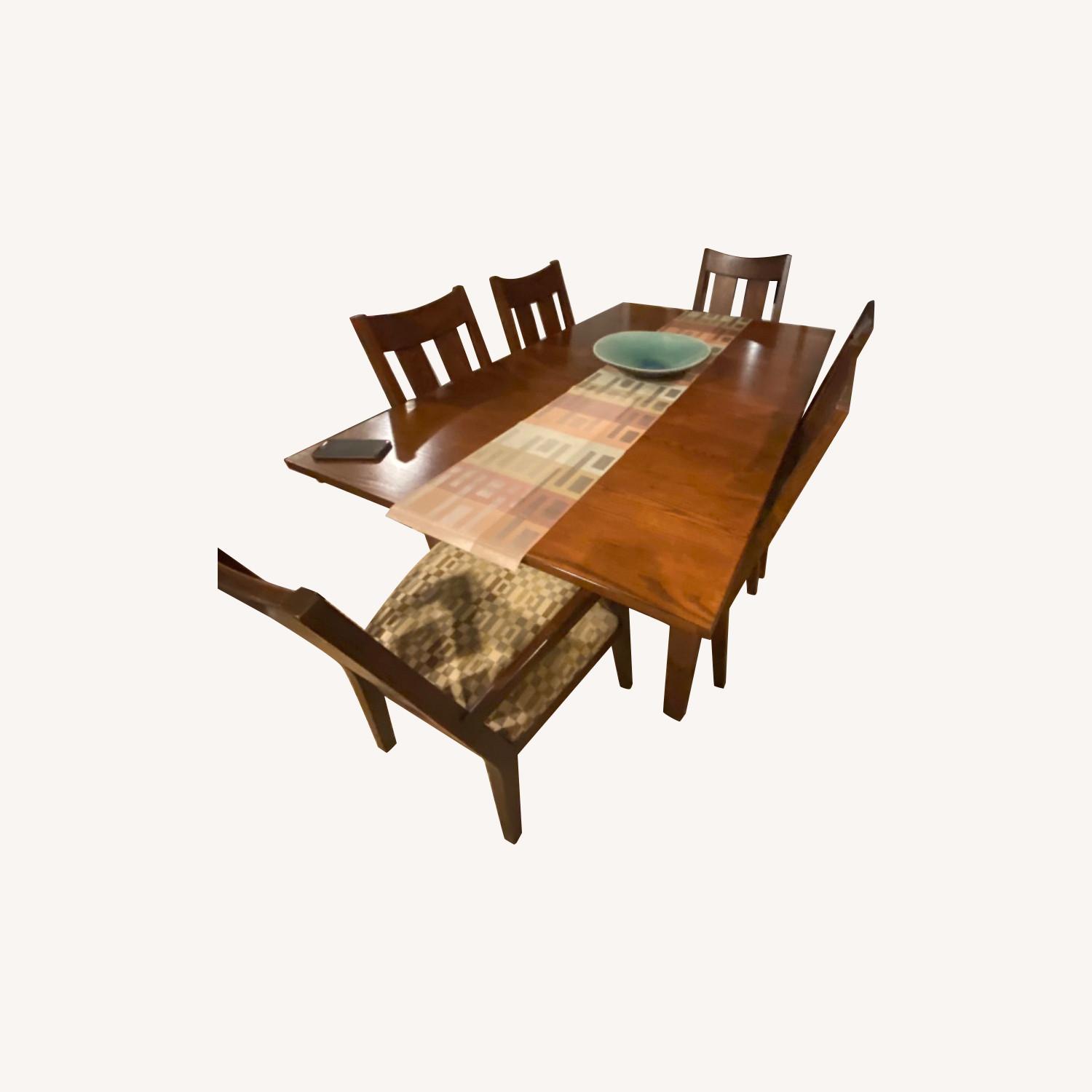 Ethan Allen Dining Room Set - AptDeco