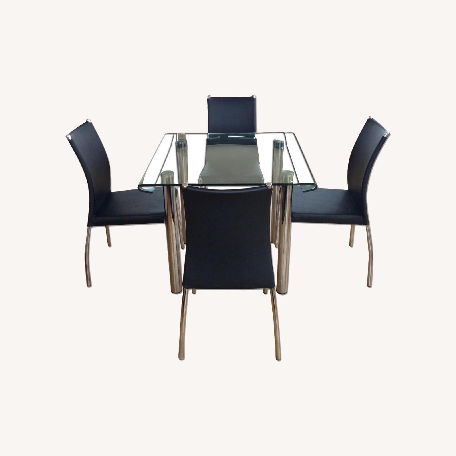 Raymour & Flanigan Glass Dining Table Set AptDeco