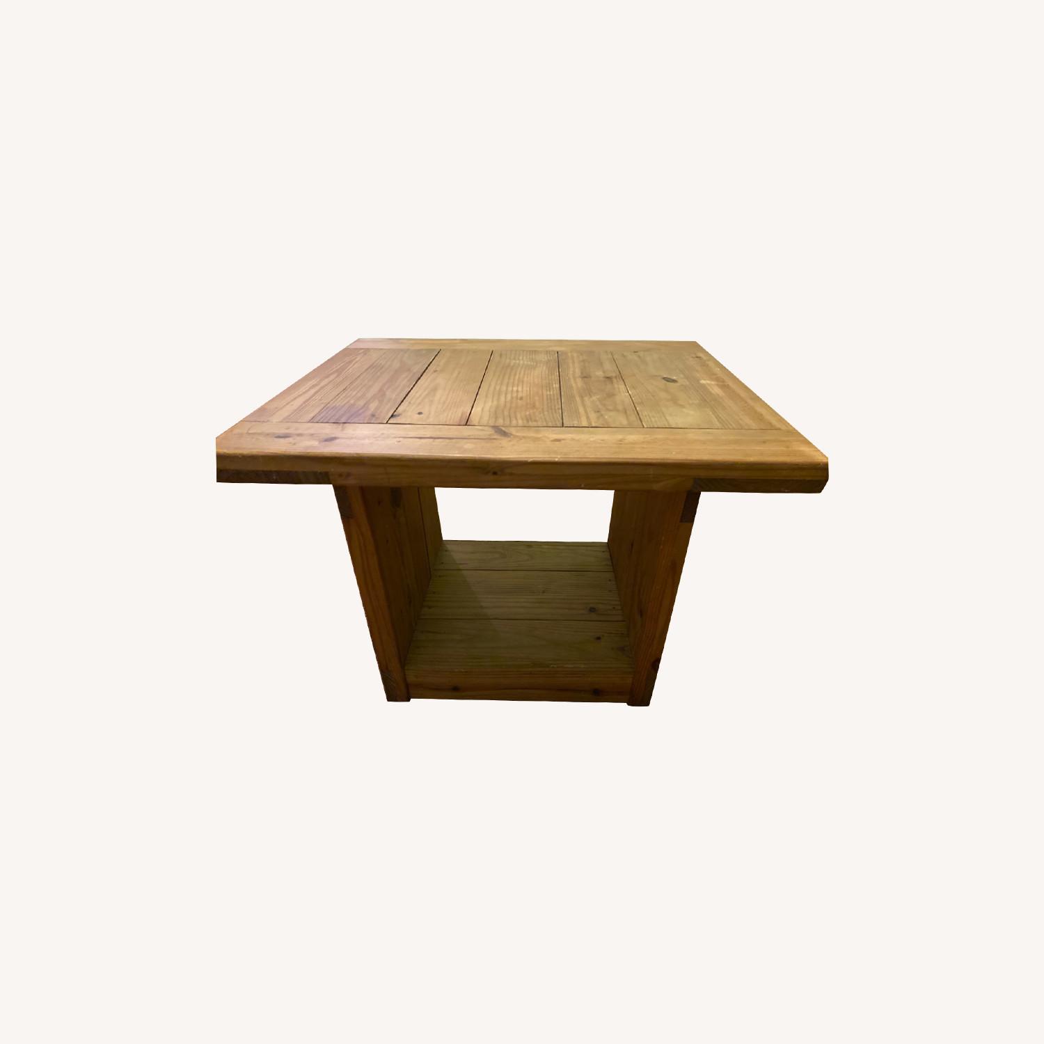 This End Up Classic Table AptDeco