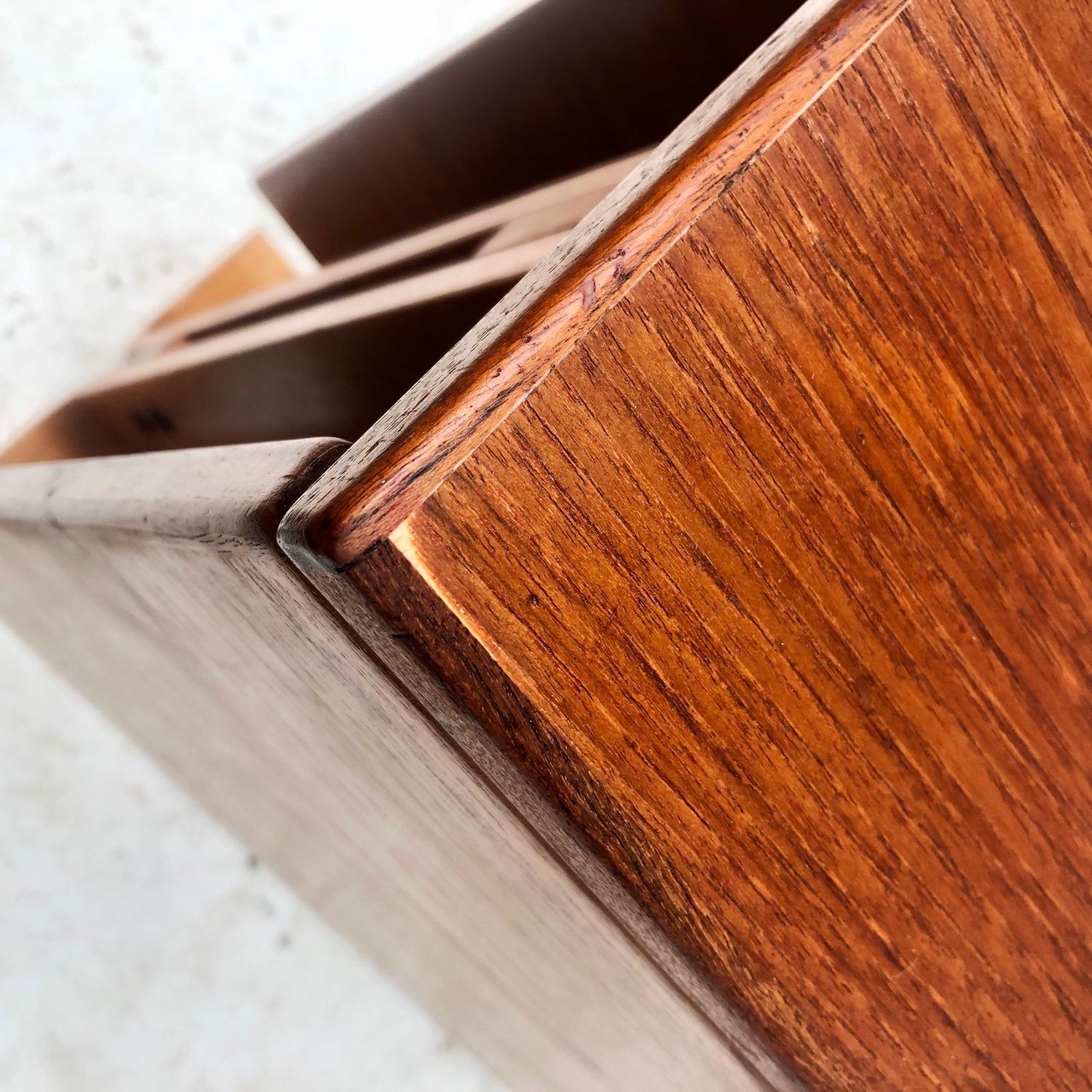 Westnofa Mid-Century Modern Drop Leaf Table - image-4