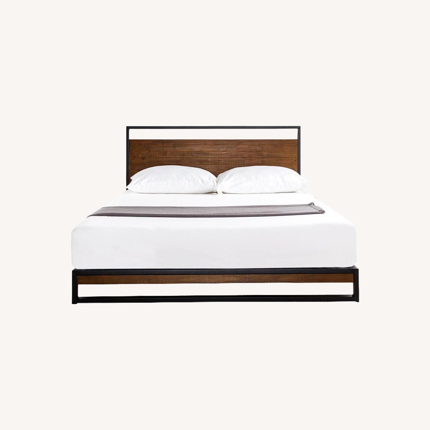 Zinus Suzanne Metal and Wood Platform Bed Frame - image-0