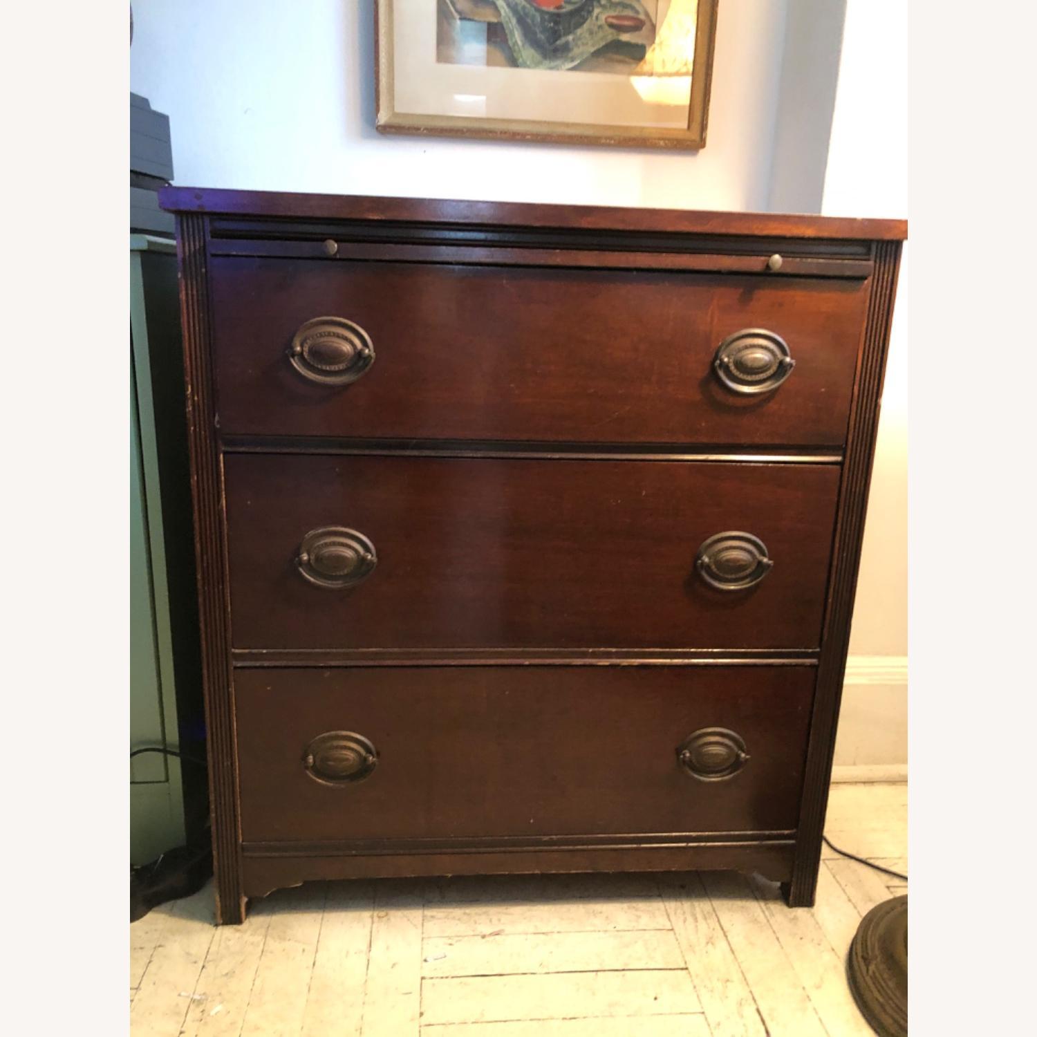 Vintage Bachelor Chest AptDeco
