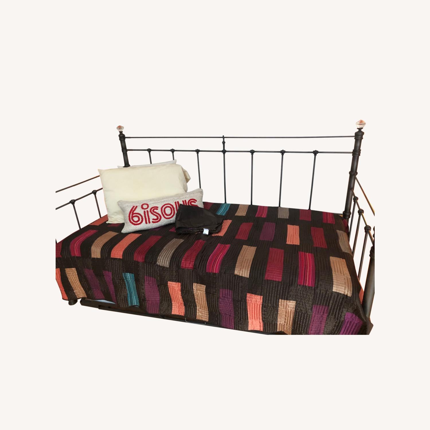 Pottery Barn Daybed AptDeco