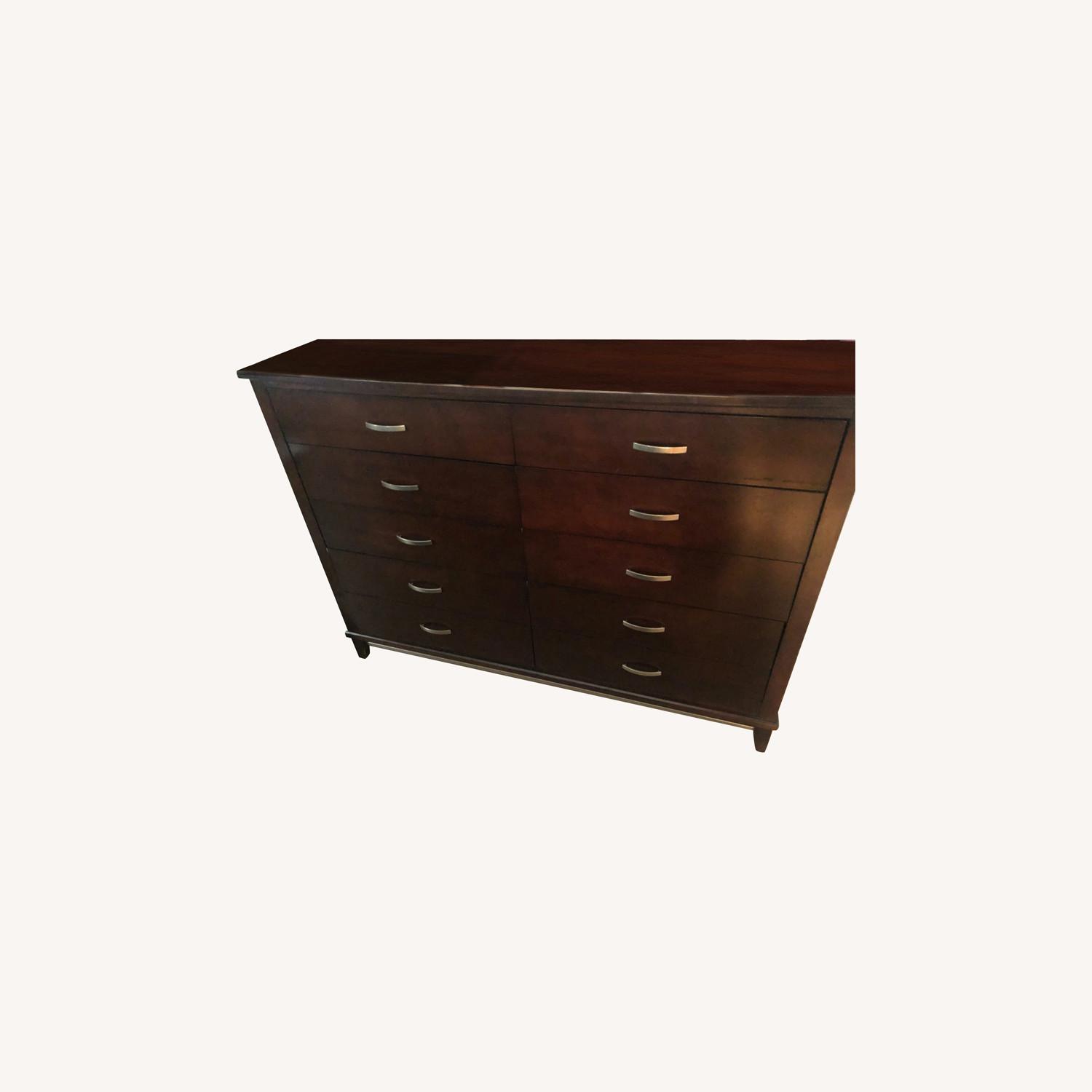 8 Drawer Dresser - image-0