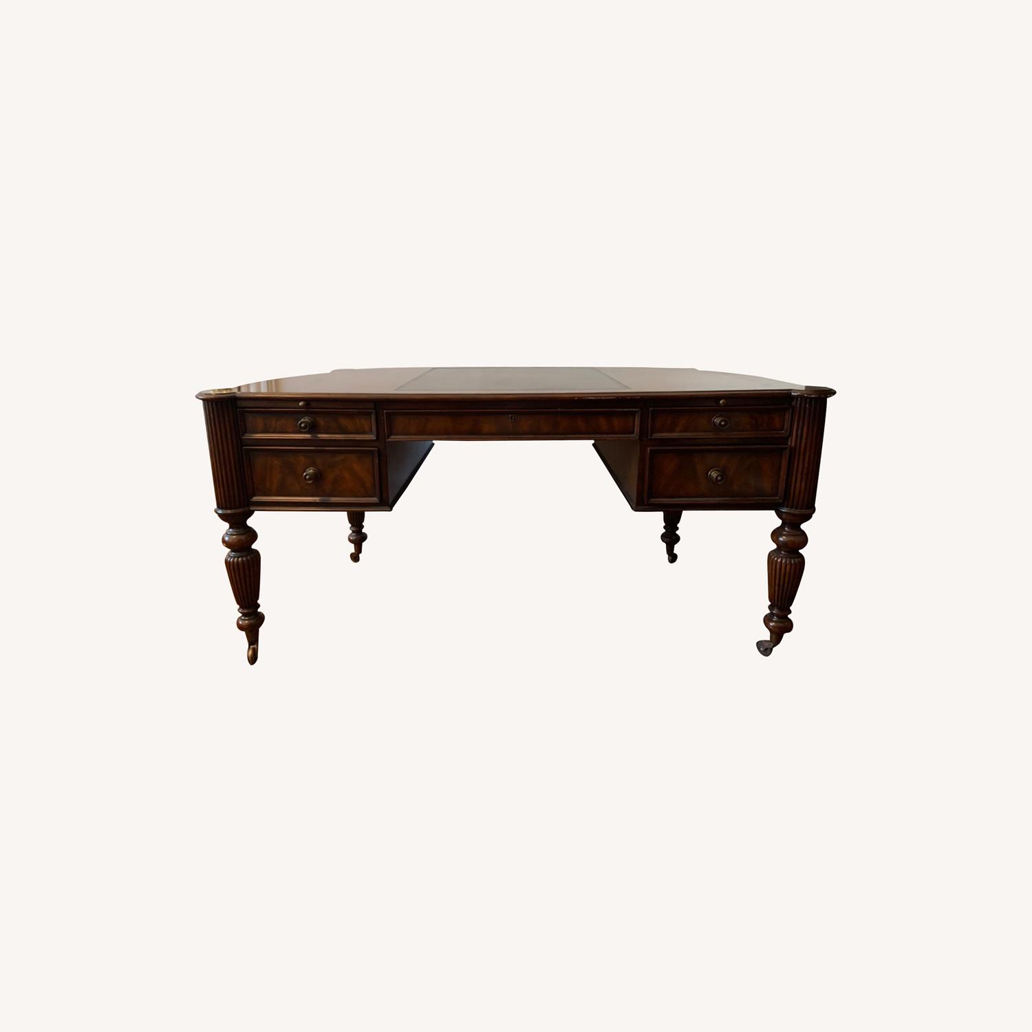 Executive Desk on Wheels - image-0