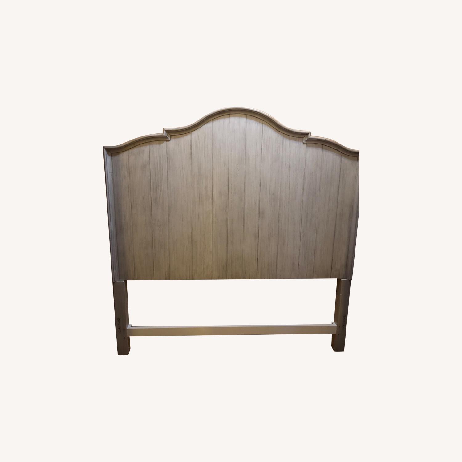 Soft Grey Wood Headboard - image-0