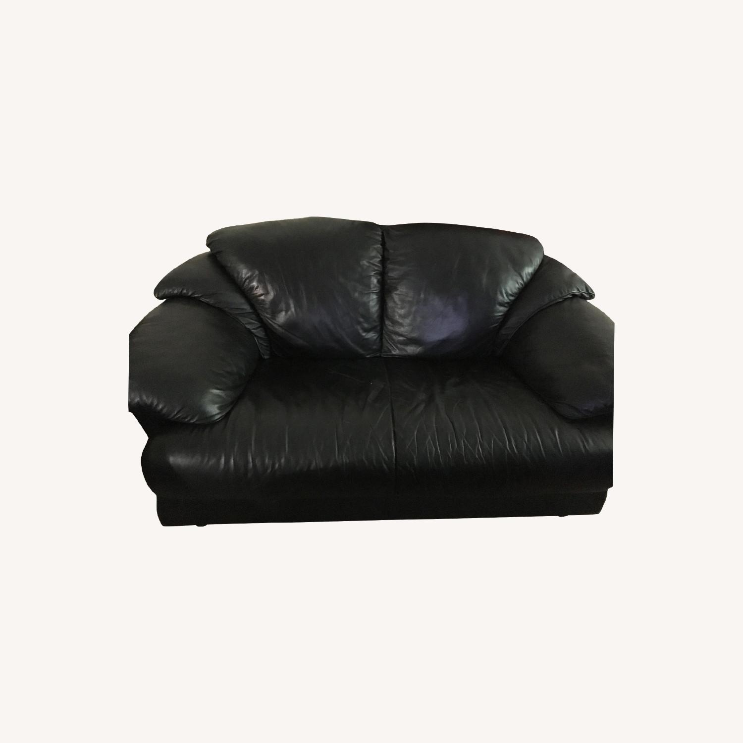 Natuzzi Black Leather Loveseat AptDeco