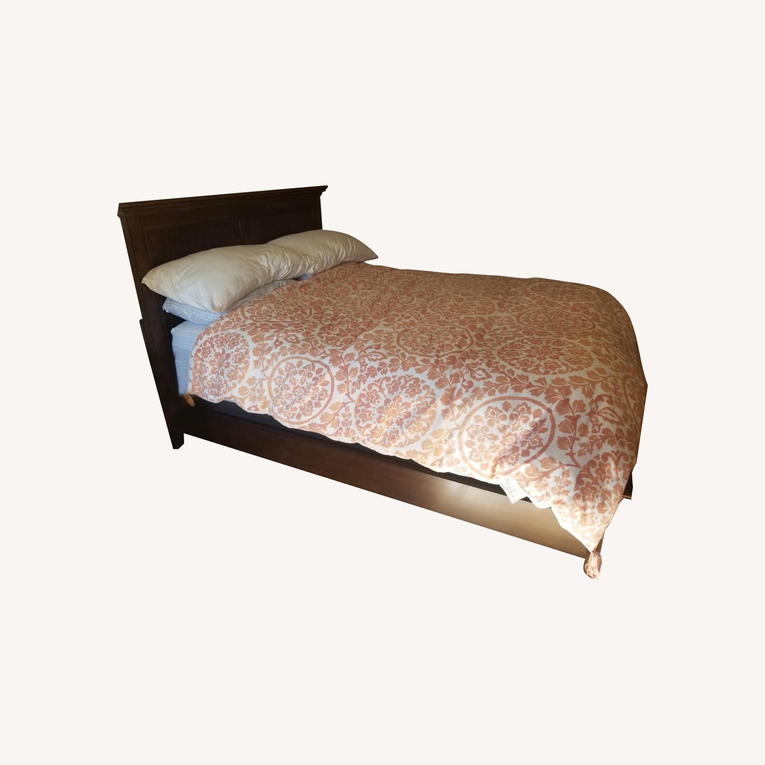 Macy's Matteo Queen Bed AptDeco