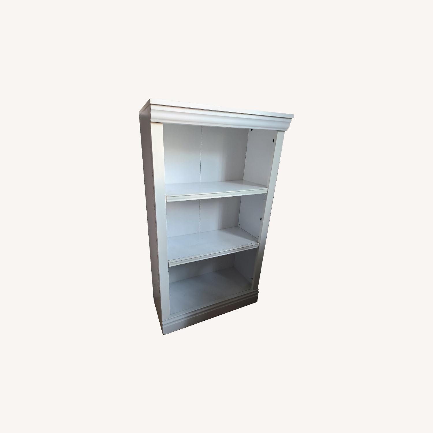 Home Depot Standard Bookcase with 3 Shelves AptDeco
