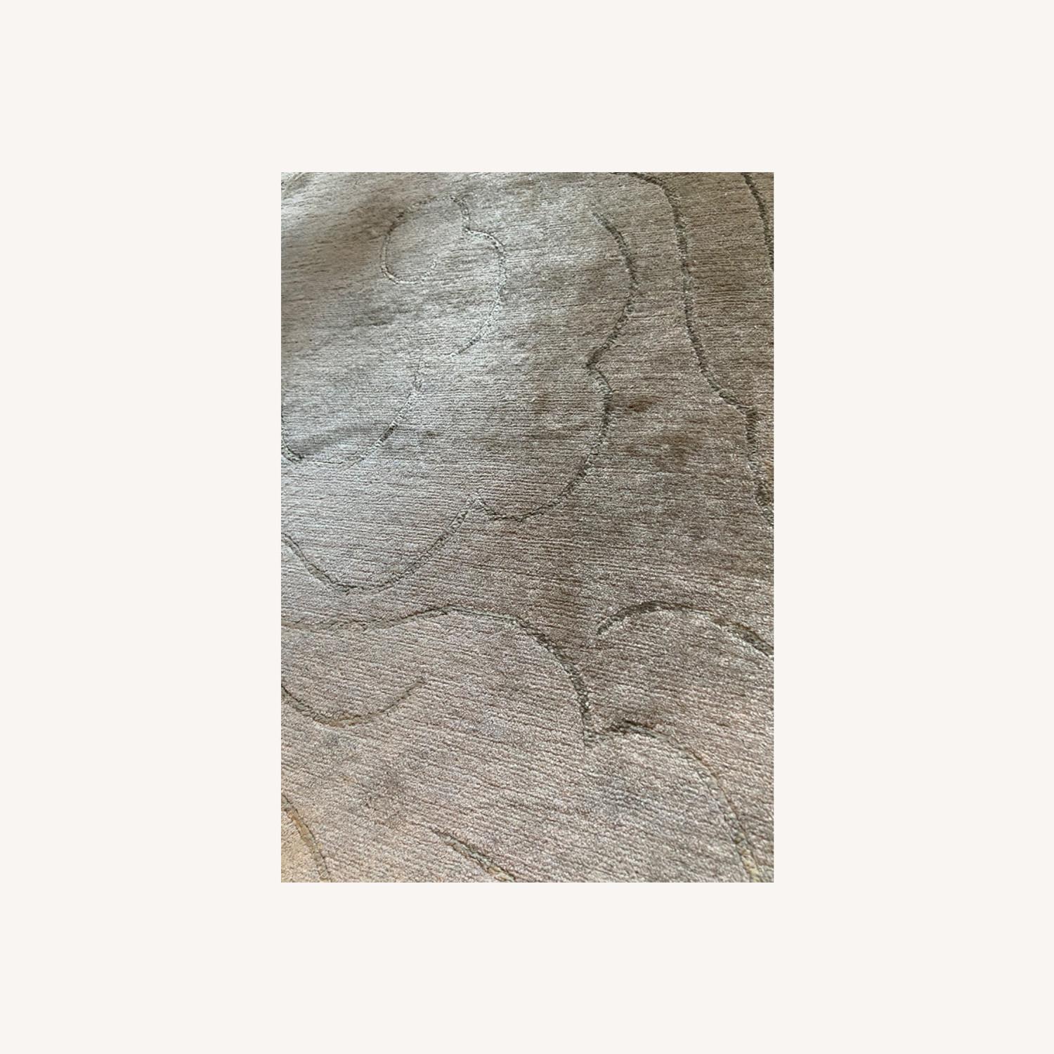 ABC Carpet and Home 8x10 Jacquard Design Area Rug AptDeco