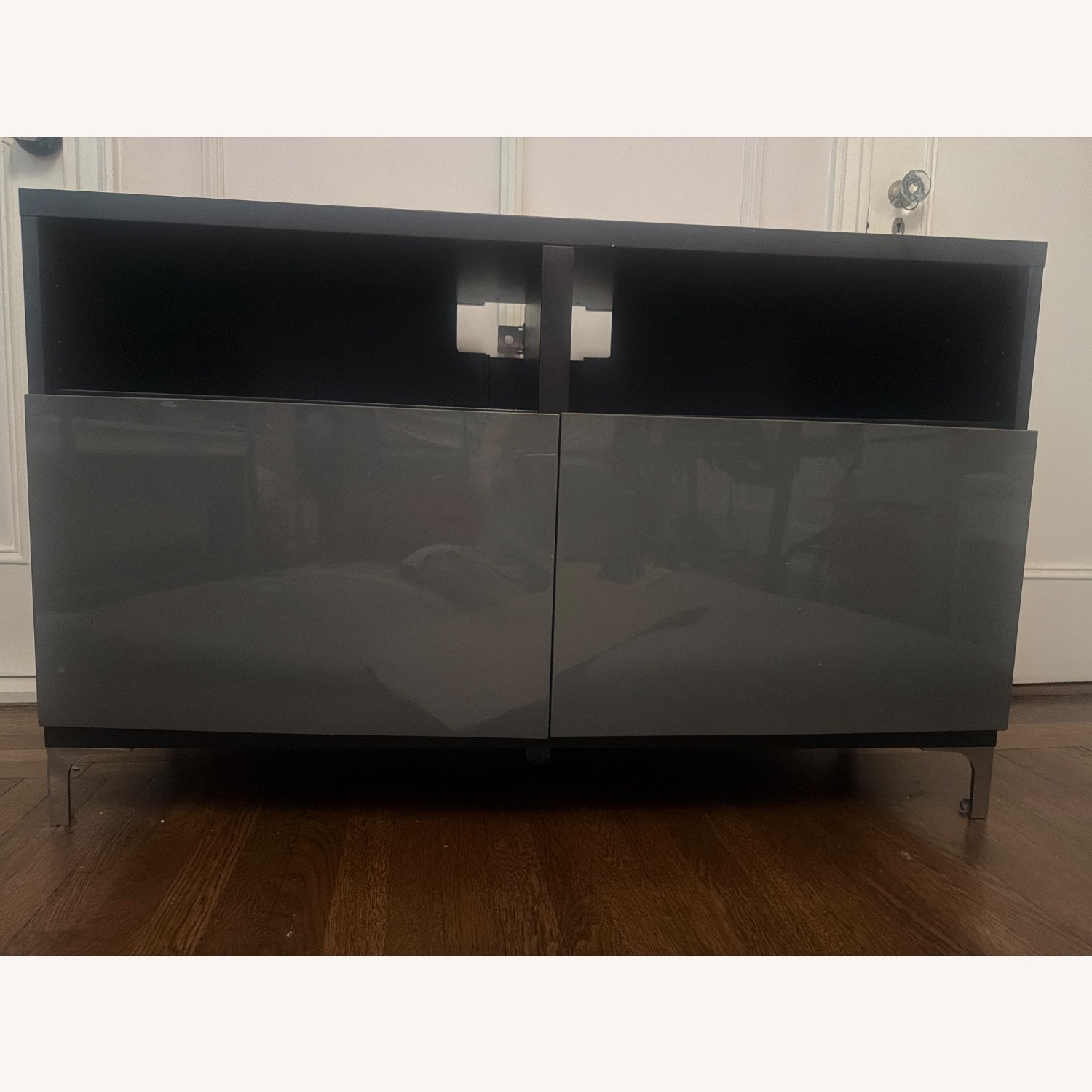 IKEA Besta TV Cabinet Grey Glossy Doors Nannarp Legs - image-13