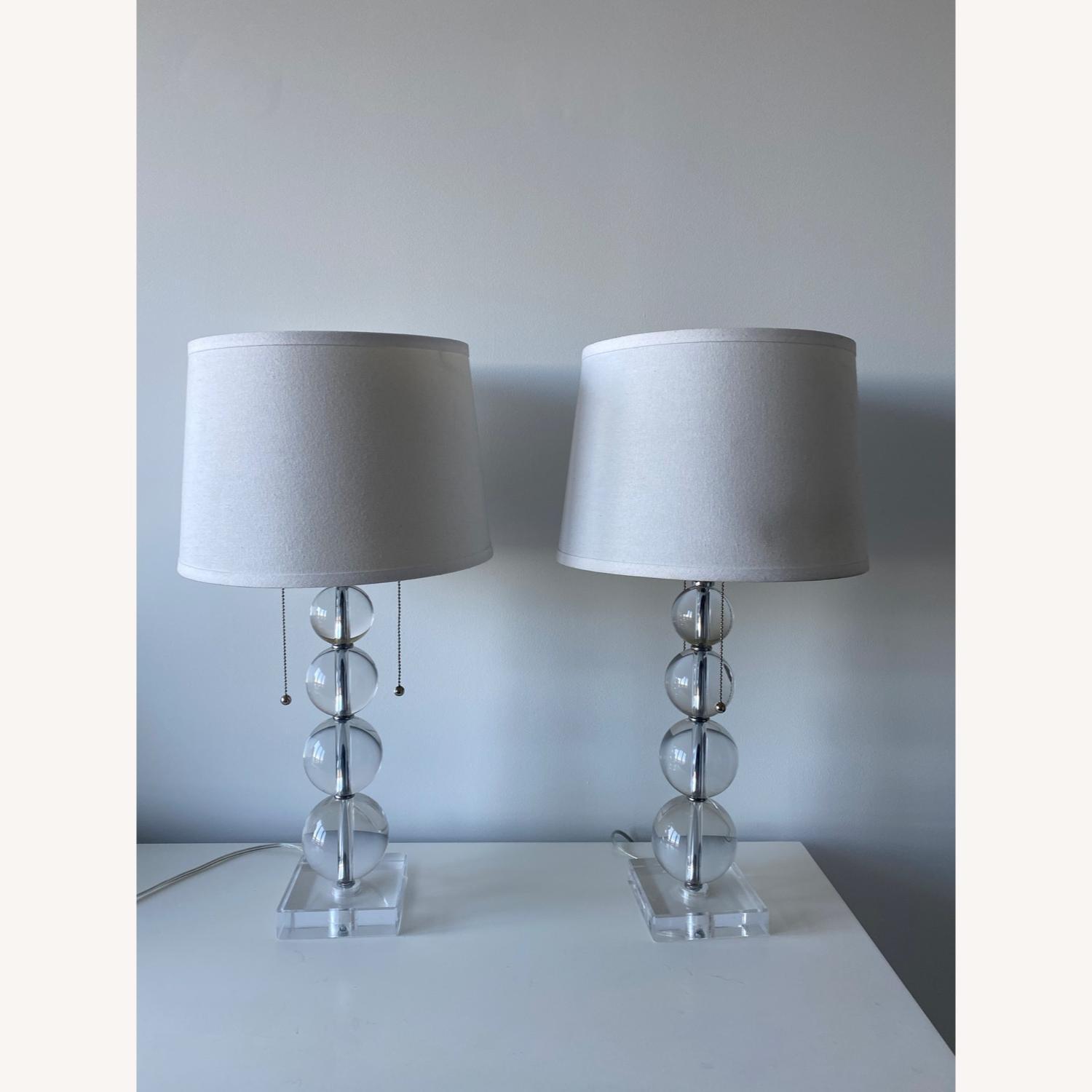 Modern Table Lamp with Stacked Crystal Spheres - image-1