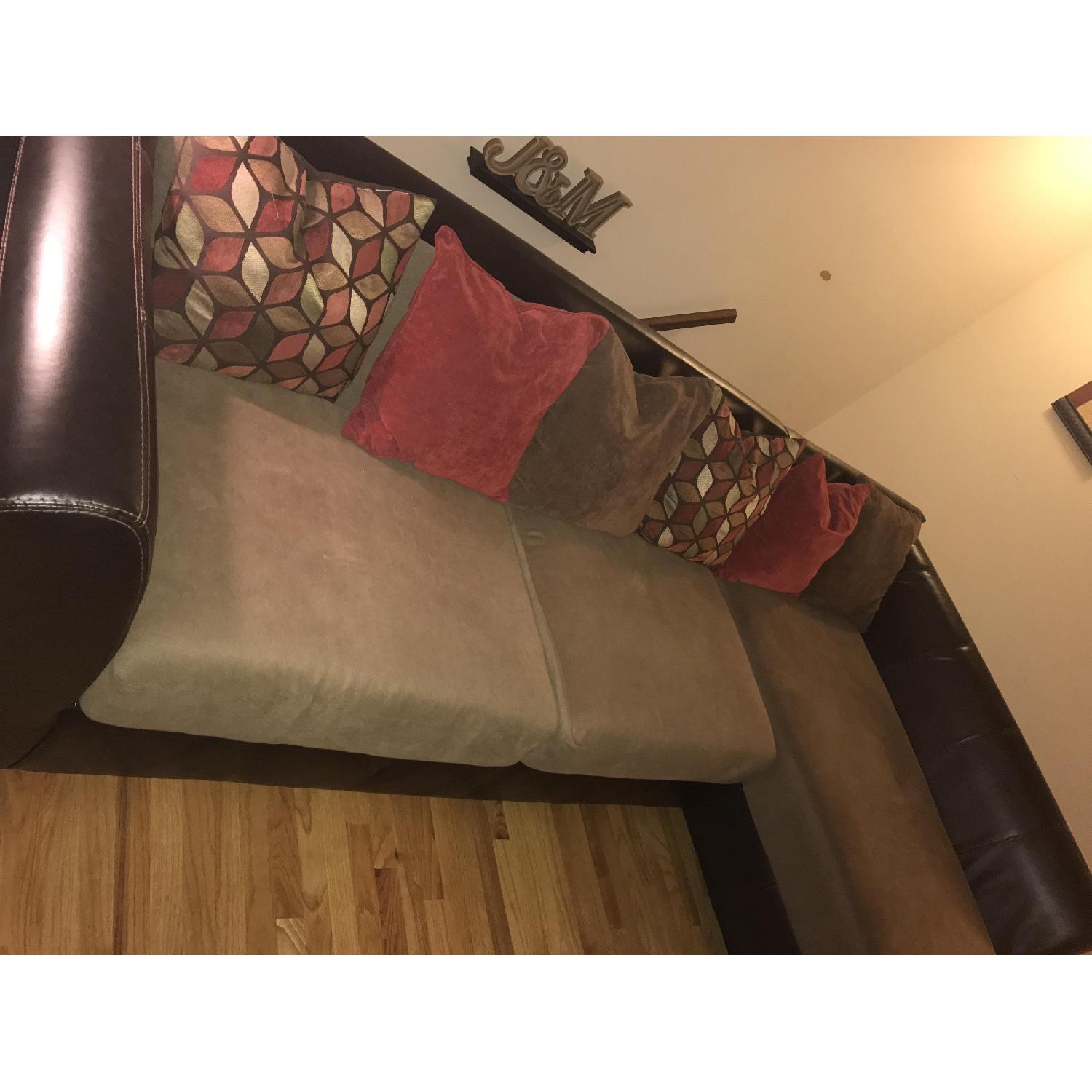 Ashley's Sanya 2-Piece Sectional - image-2