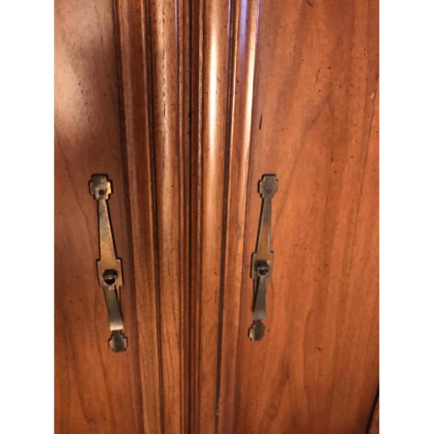 1960s White Furniture Company Dresser w/ Mirror - image-5