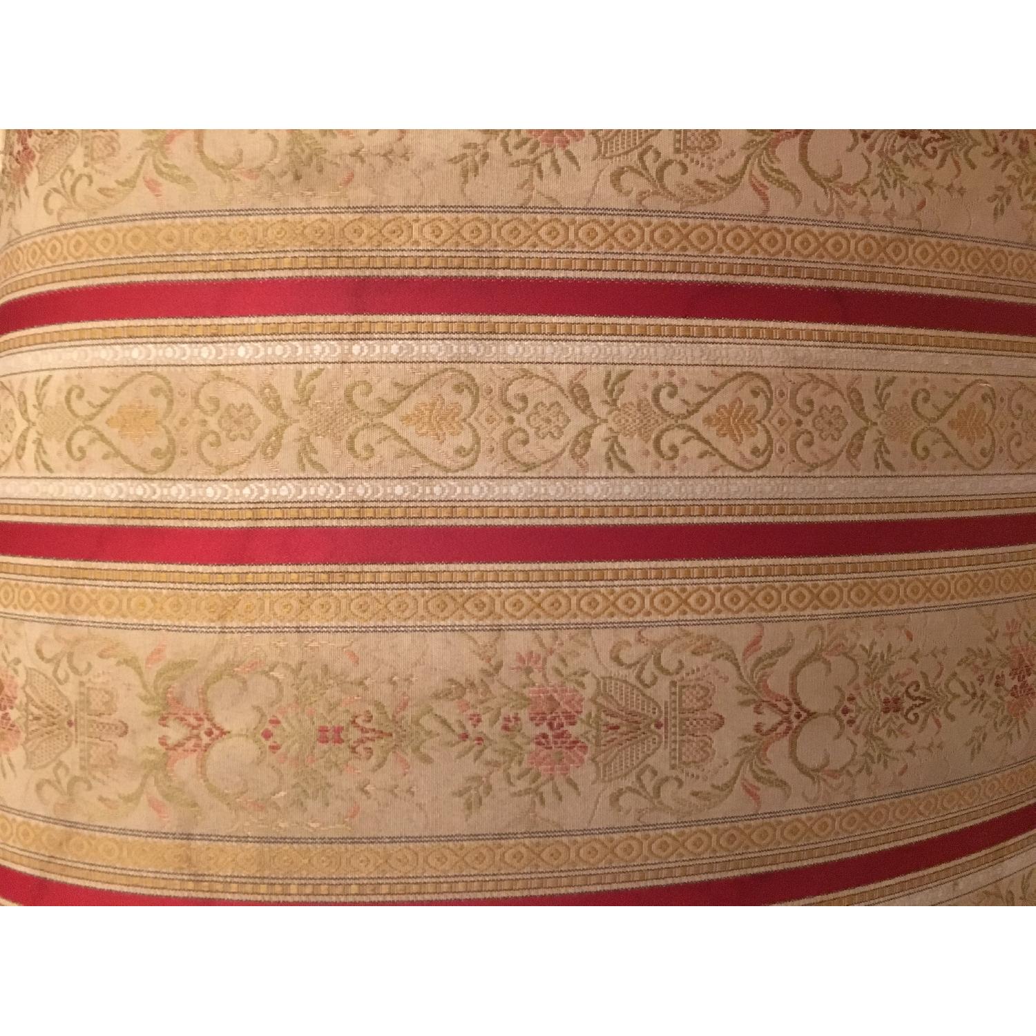 Vintage Camel Back Sofa - image-6