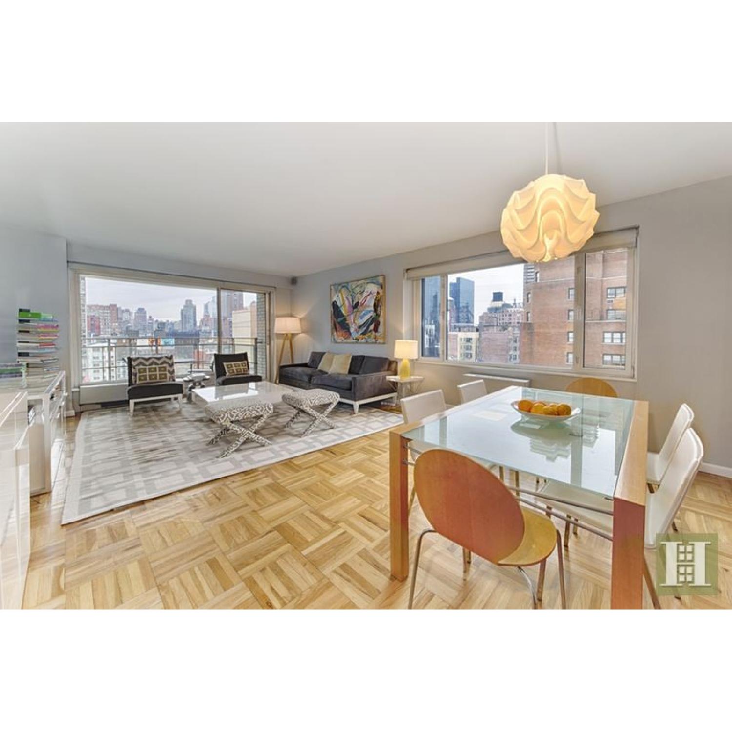 Ligne Roset Expandable Glass Dining Table - image-5