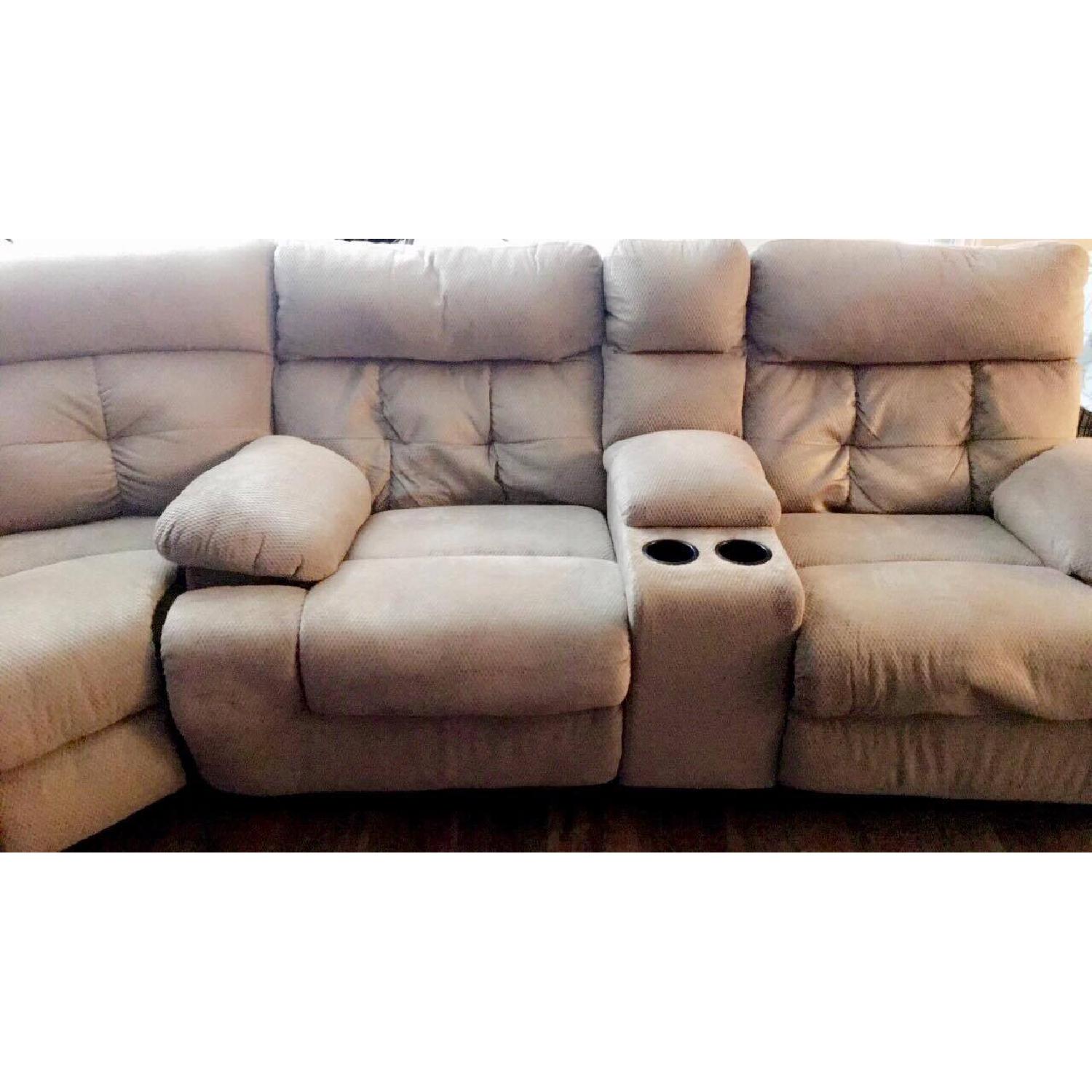 Ashley's Overly 3-Piece Power Reclining Sectional - image-4