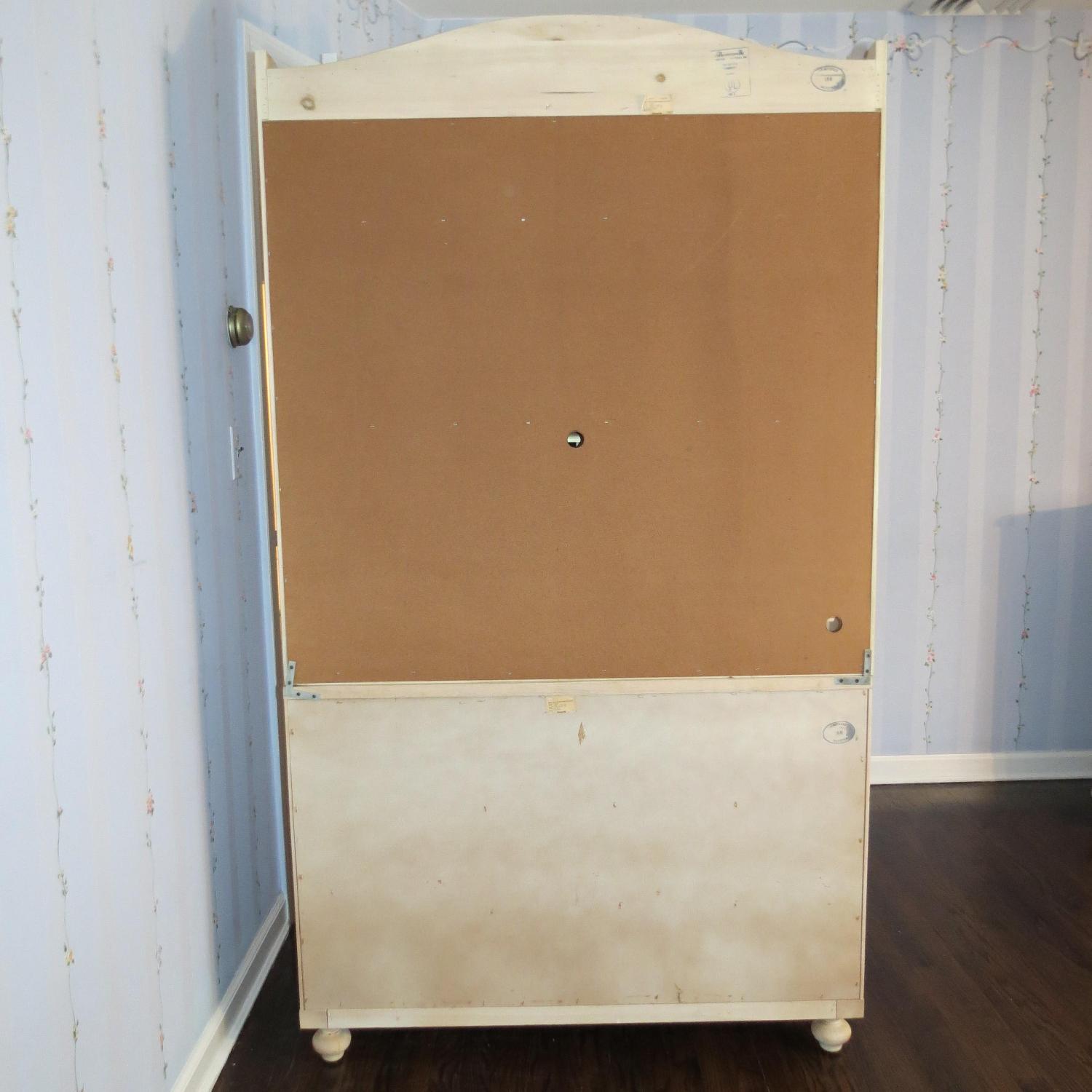 Thomasville Four Drawer Chest w/ Attachable Hutch & Two Shelves - image-4