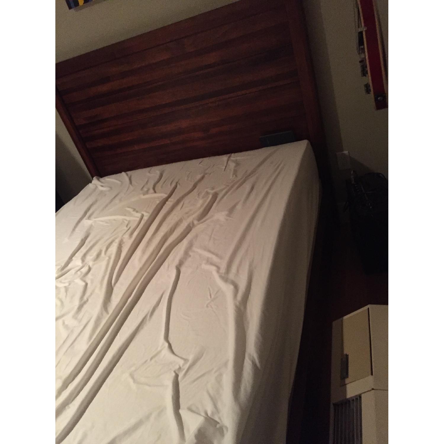 Angelo Home Chelsea Park Queen Size Panel Bed - image-5